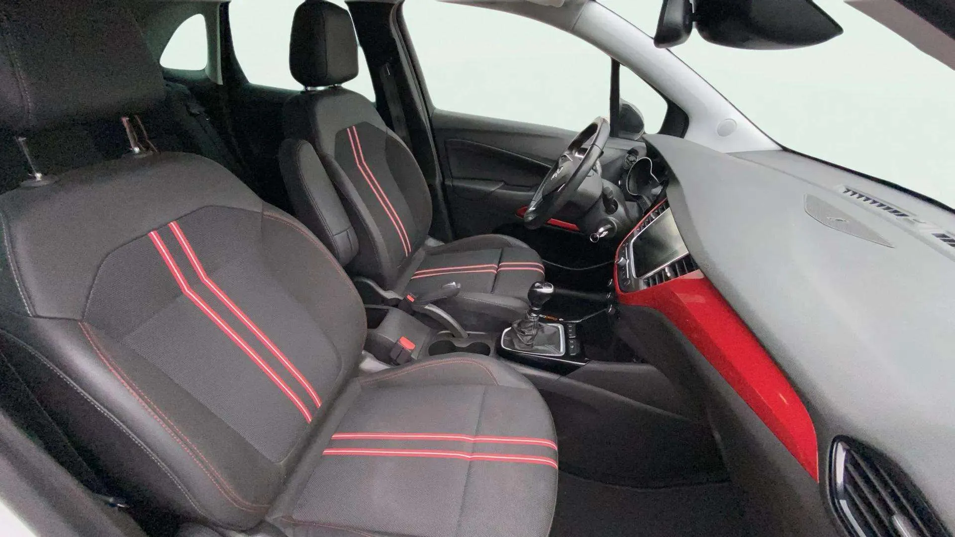 Opel Crossland 1.2 GS - foto 14