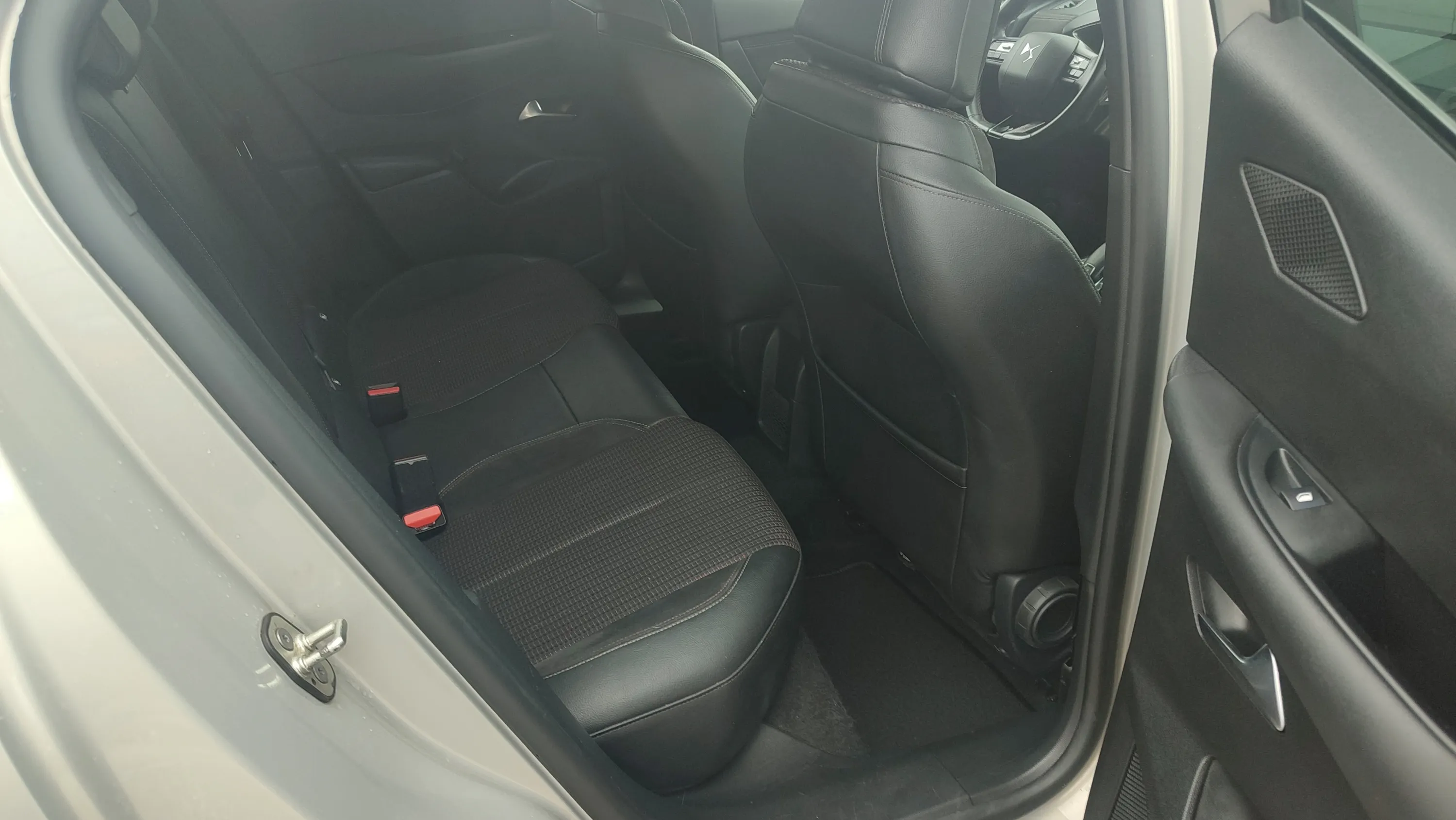 DS DS 3 PureTech Performance Line - foto 20