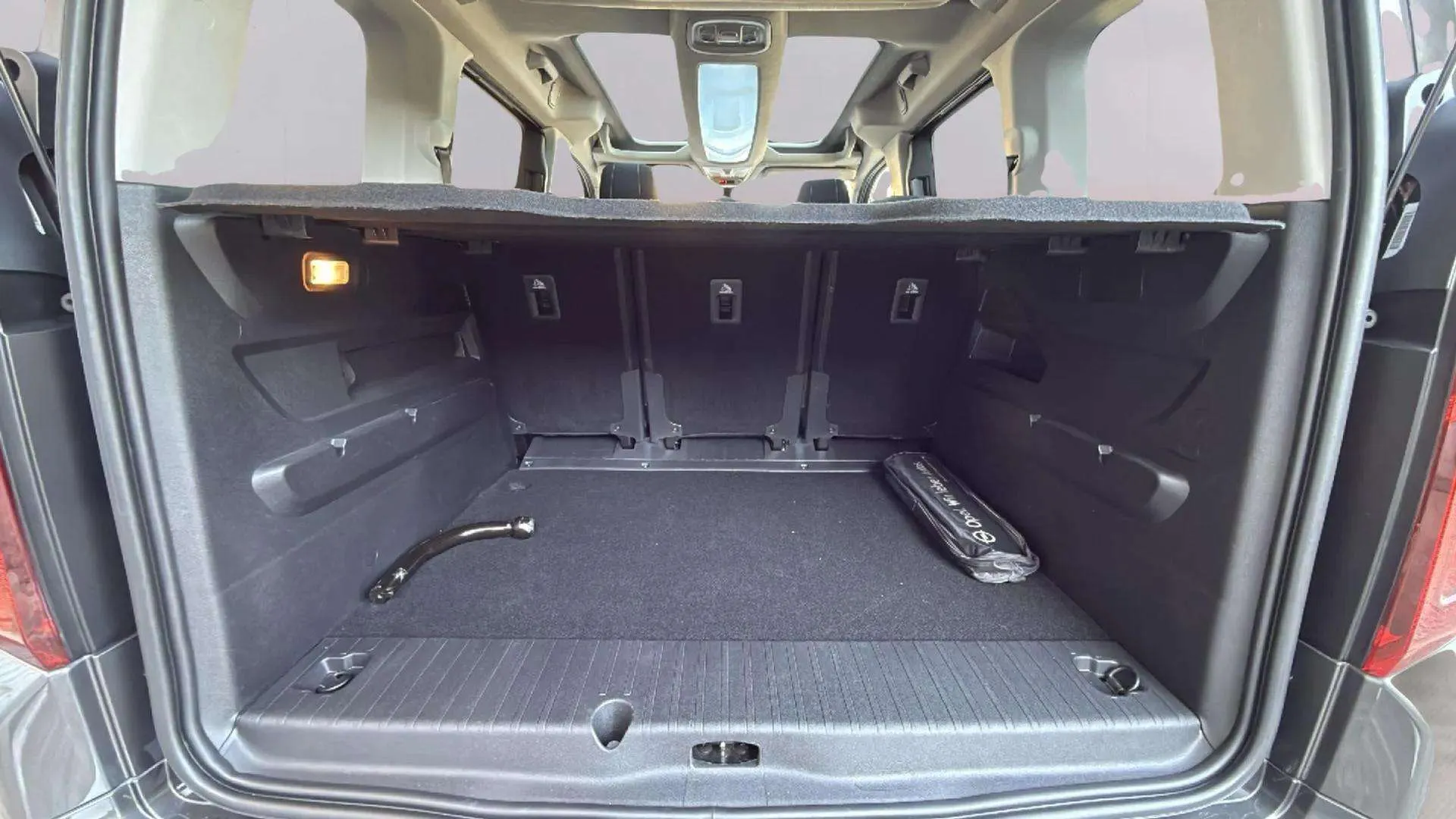 Opel Combo 1.5 TD Innovation L - foto 6