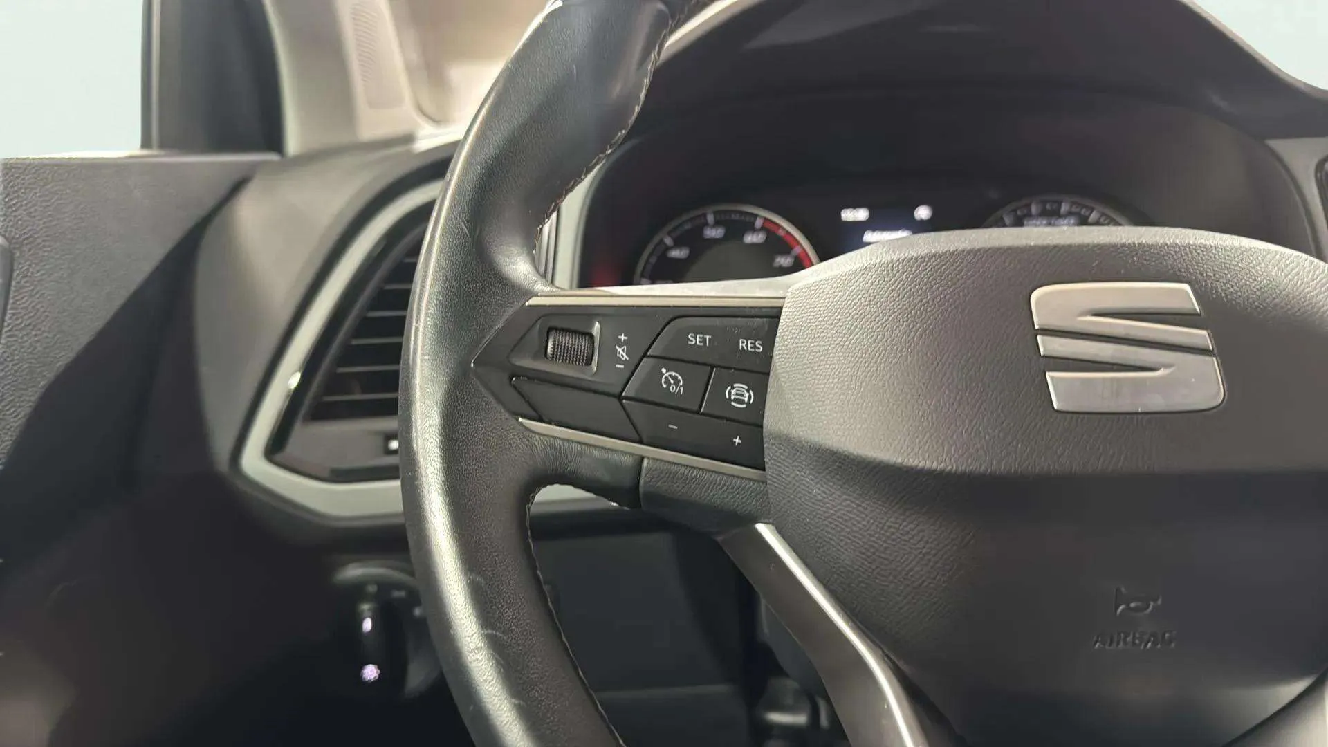 SEAT Ateca 1.0 TSI St&Sp Reference - foto 16