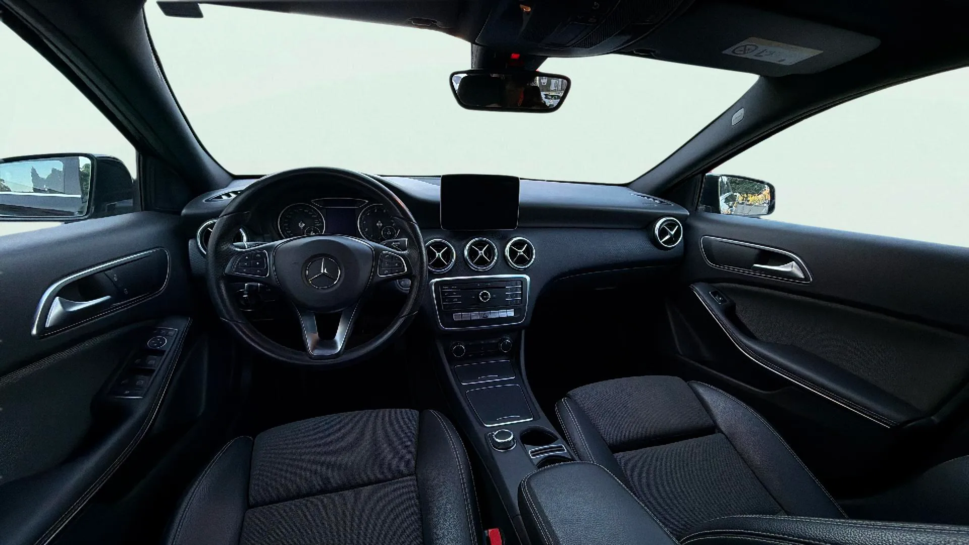 Mercedes-Benz Clase A A 180 - foto 10
