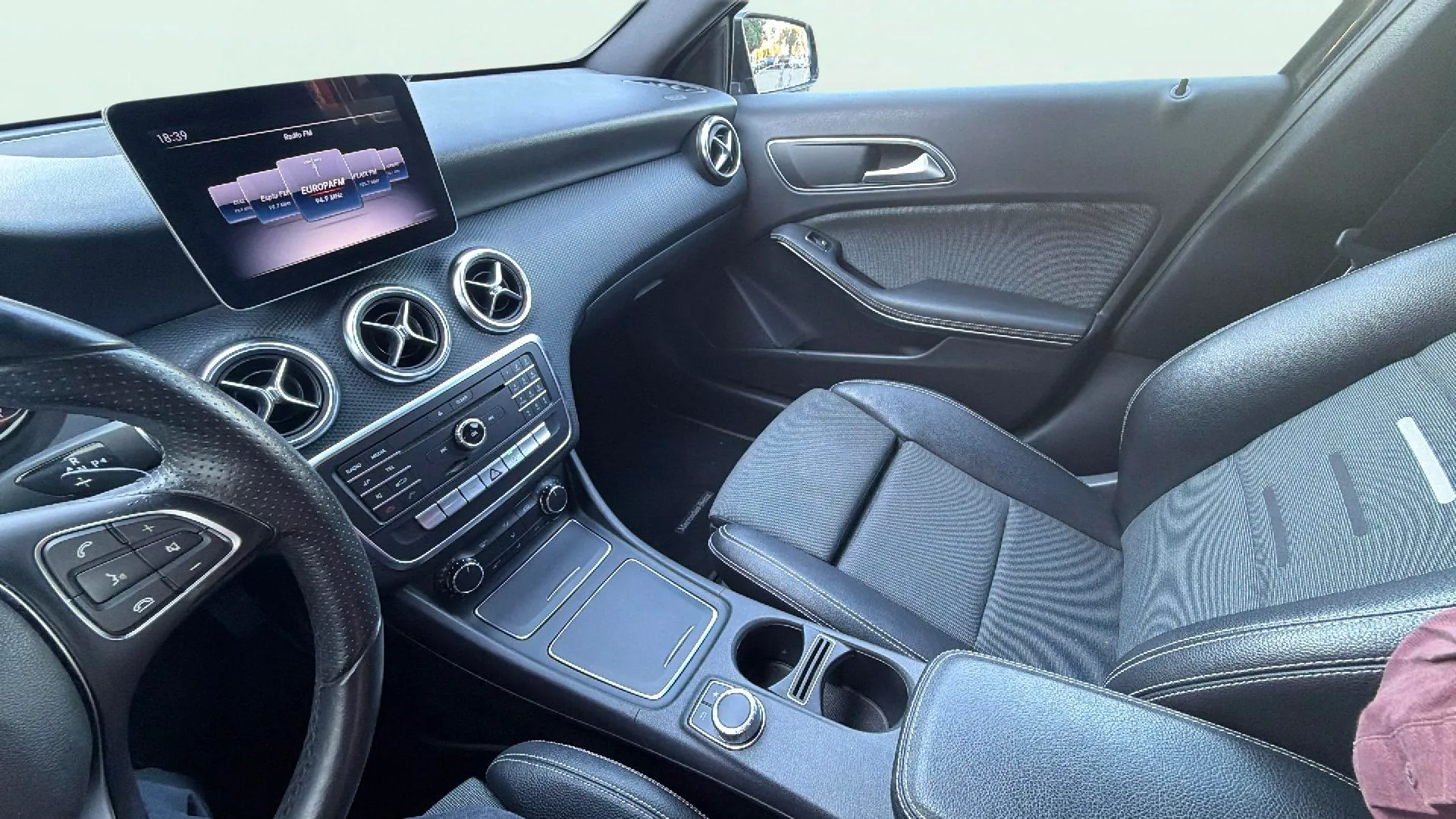 Mercedes-Benz Clase A A 180 - foto 17