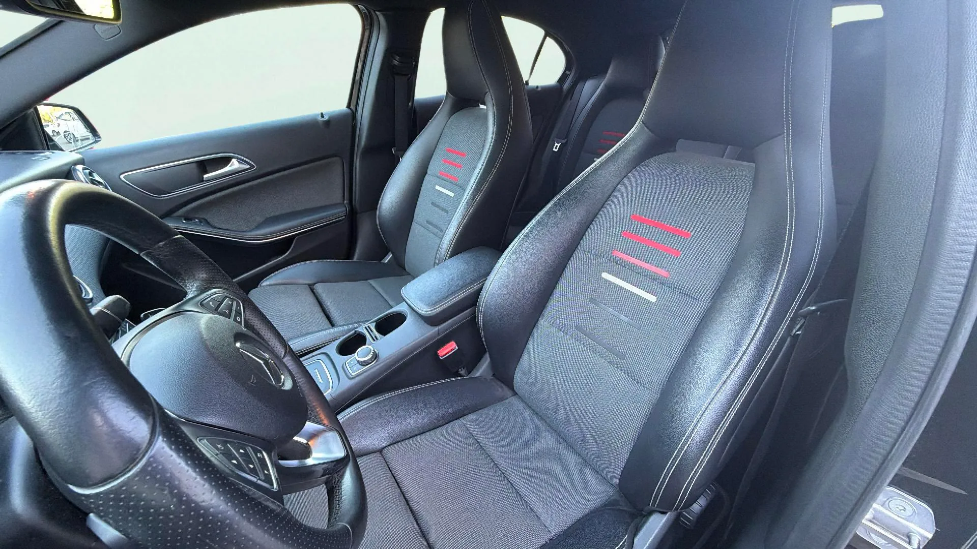 Mercedes-Benz Clase A A 180 - foto 13
