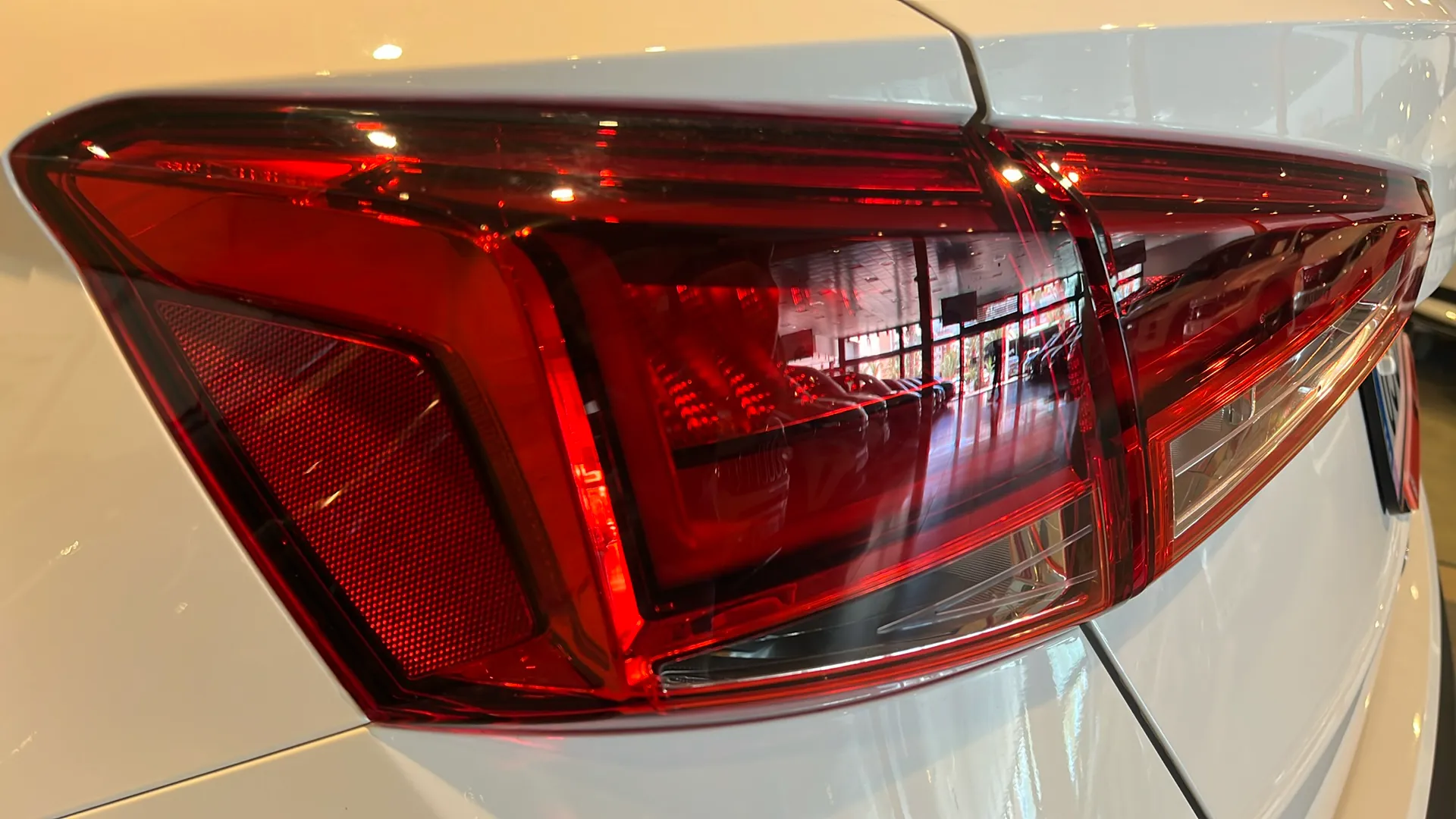 SEAT Arona 1.6 TDI Xcellence Ecomotive - foto 29