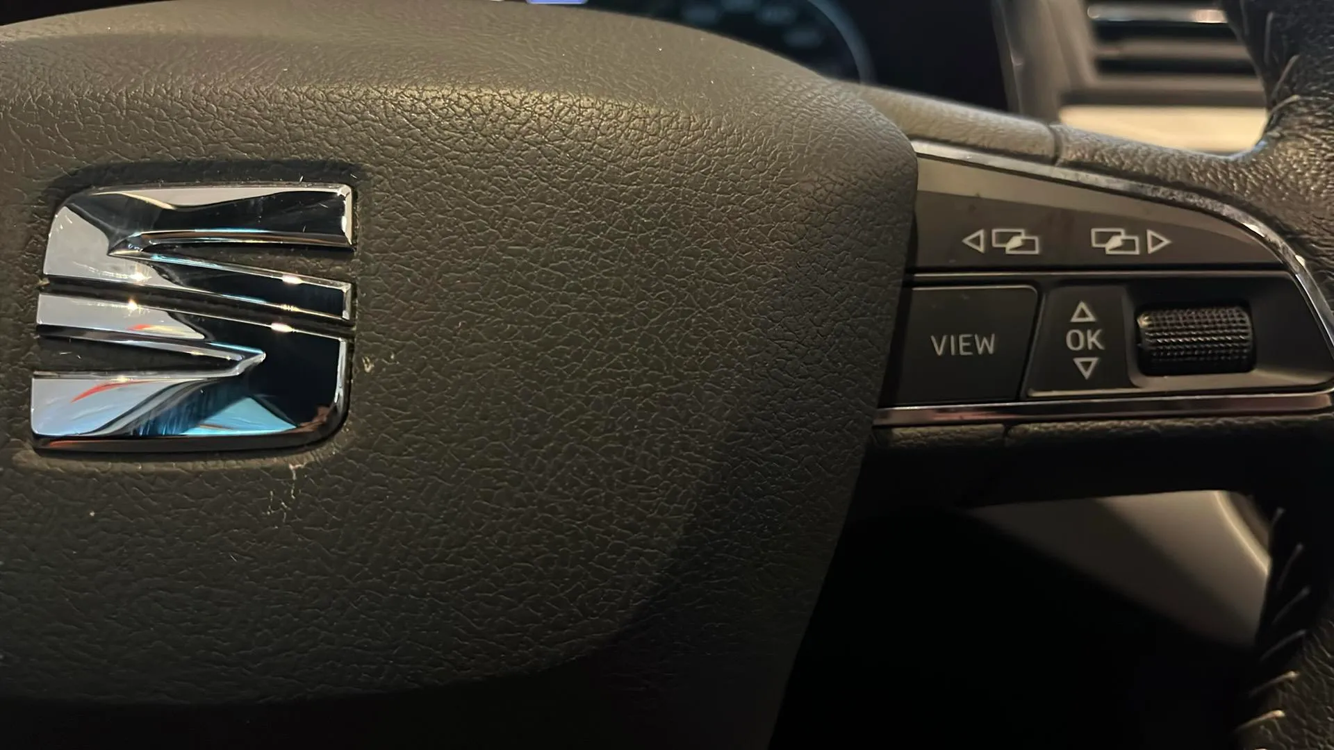 SEAT Arona 1.6 TDI Xcellence Ecomotive - foto 13