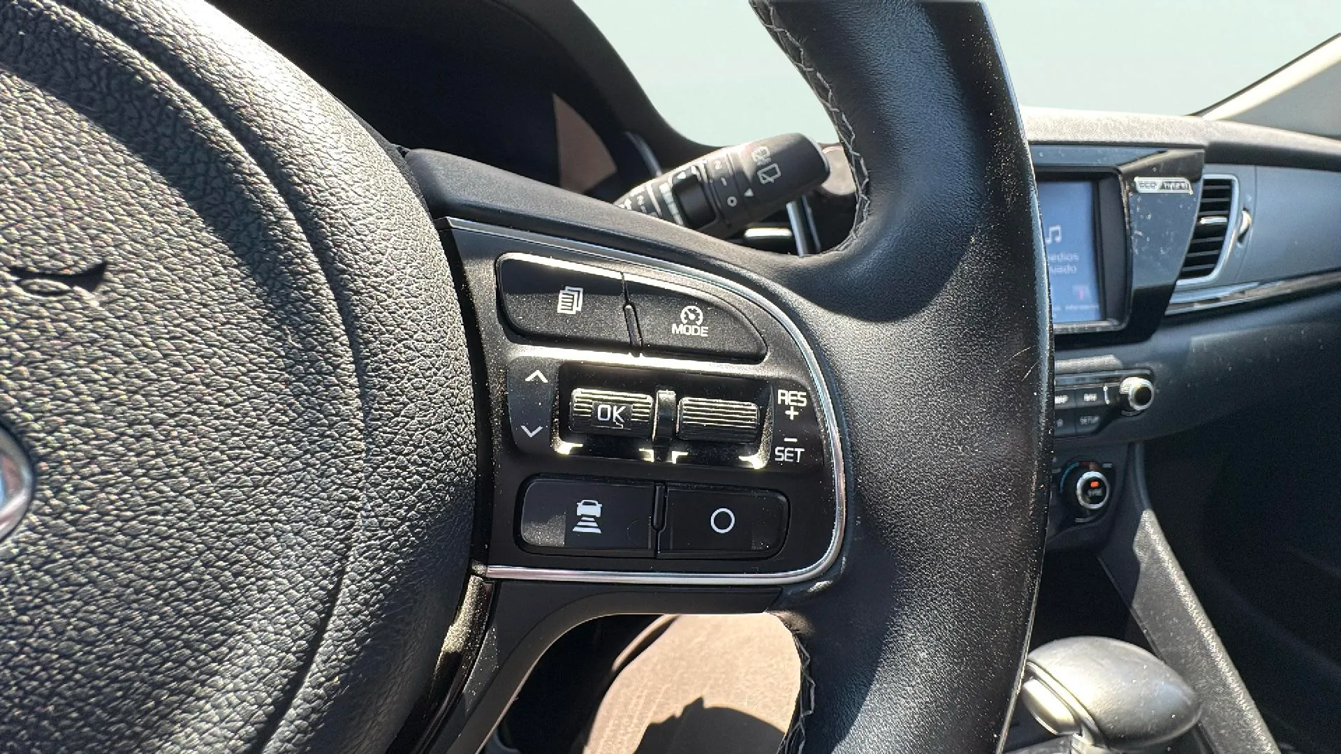 Kia Niro 1.6 GDi Híbrido Concept - foto 24