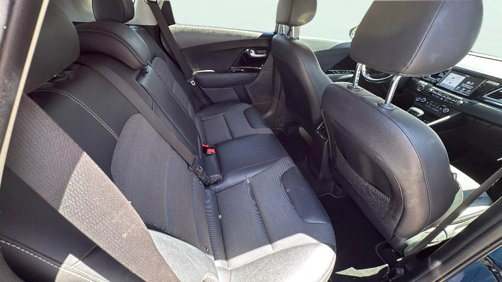Kia Niro 1.6 GDi Híbrido Concept - foto 20