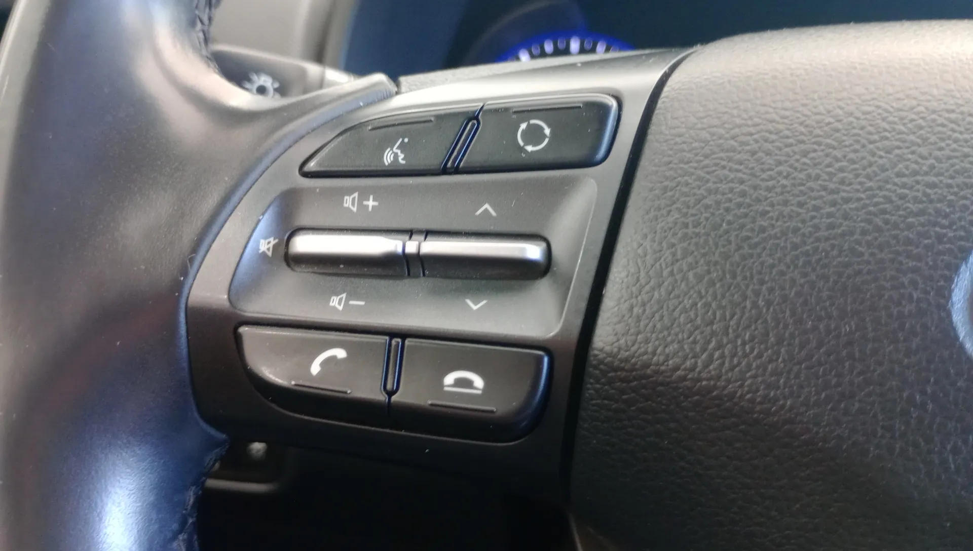 Hyundai Kona 1.0 T-GDi Essence 4x2 - foto 15