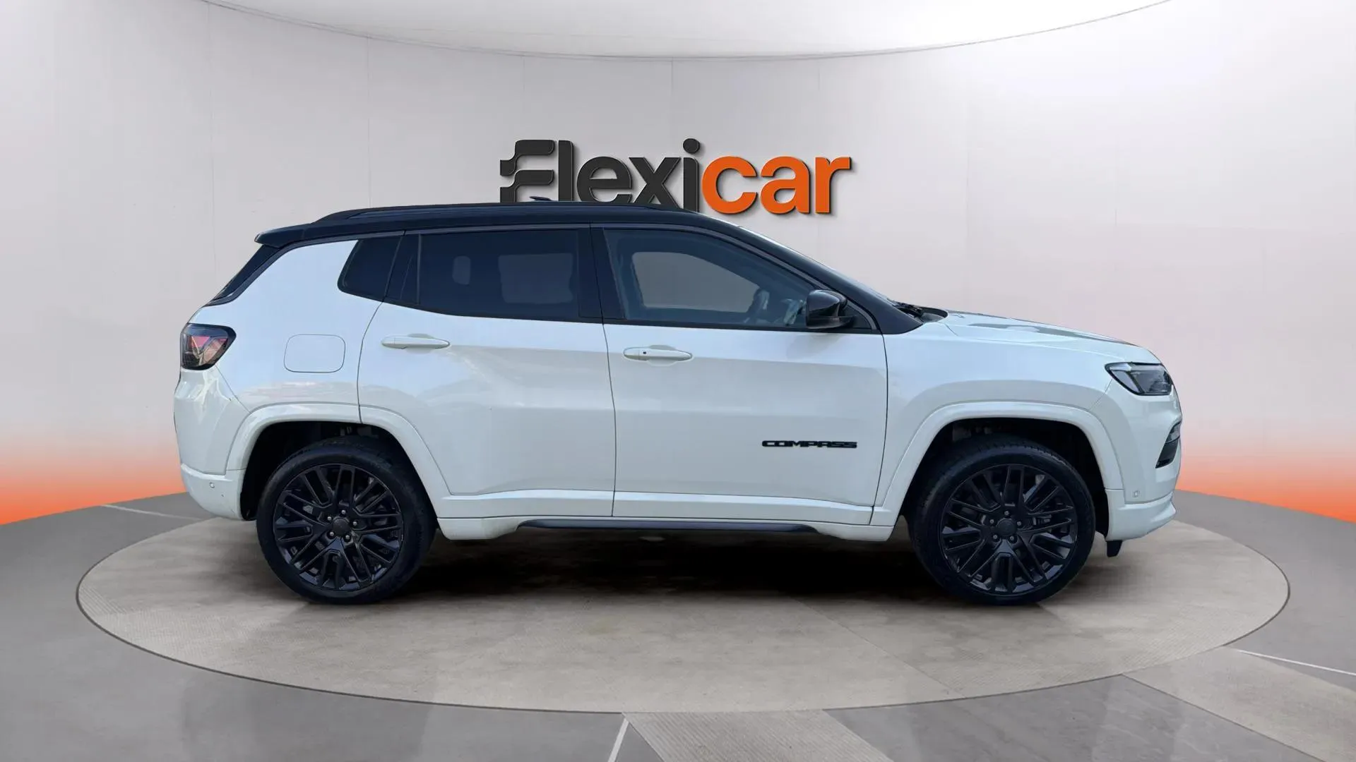 Jeep Compass 1.3 PHEV S AWD - foto 4