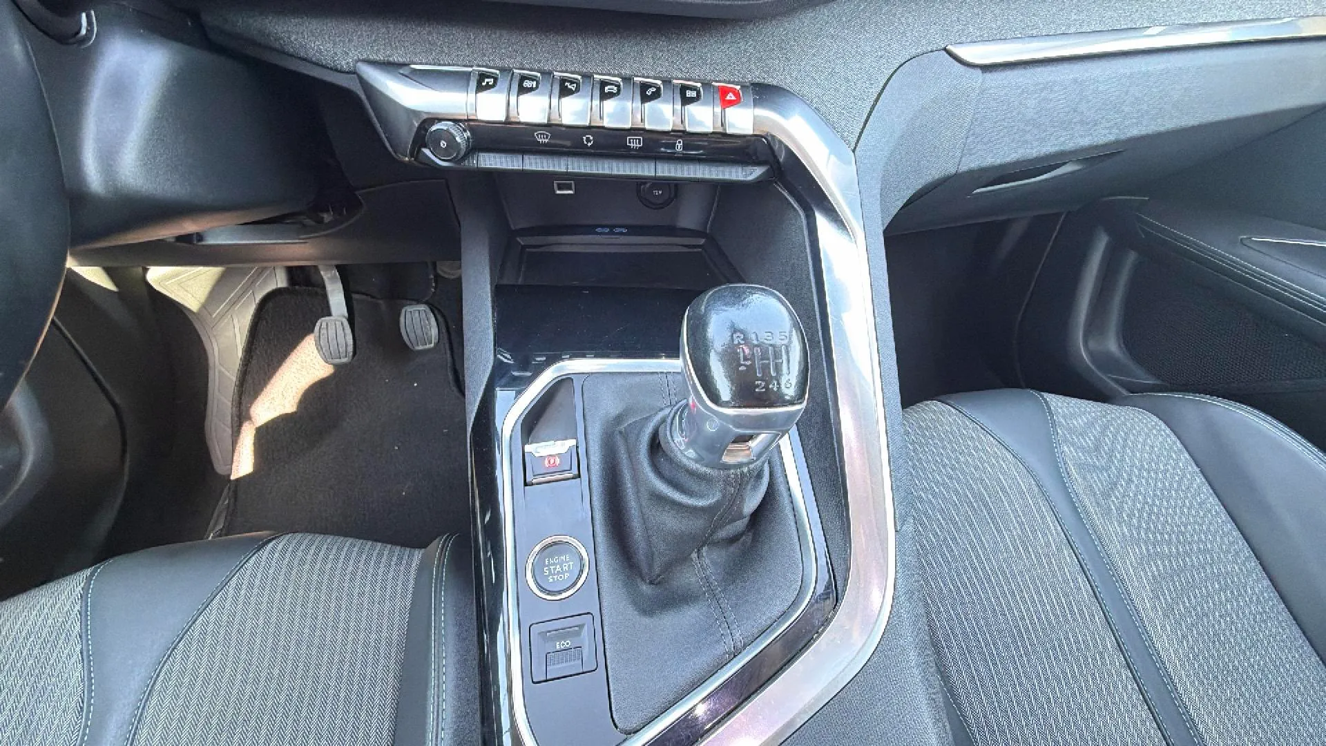 Peugeot 3008 1.5 BlueHDi Allure - foto 12