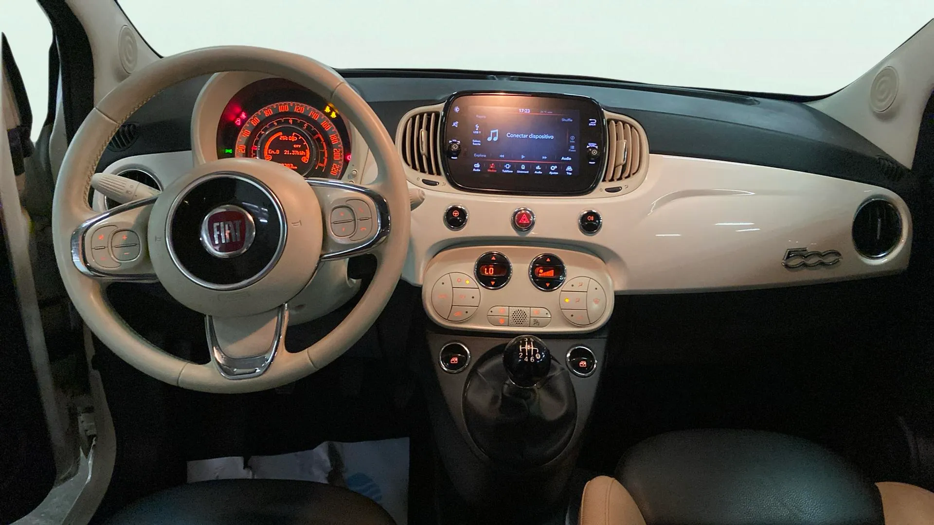 Fiat 500 Dolcevita 1.0 Hybrid - foto 12