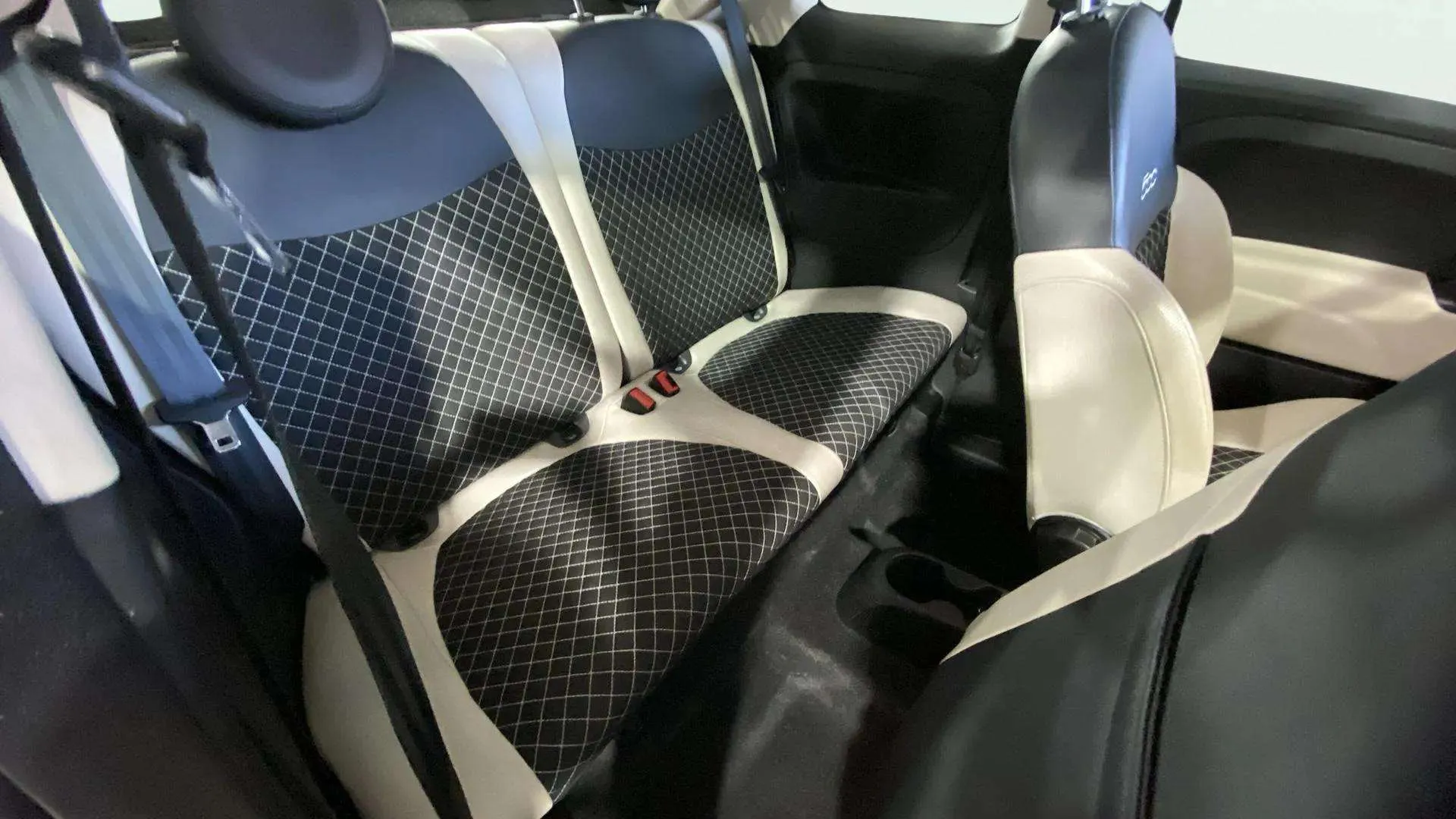 Fiat 500 Dolcevita 1.0 Hybrid - foto 13
