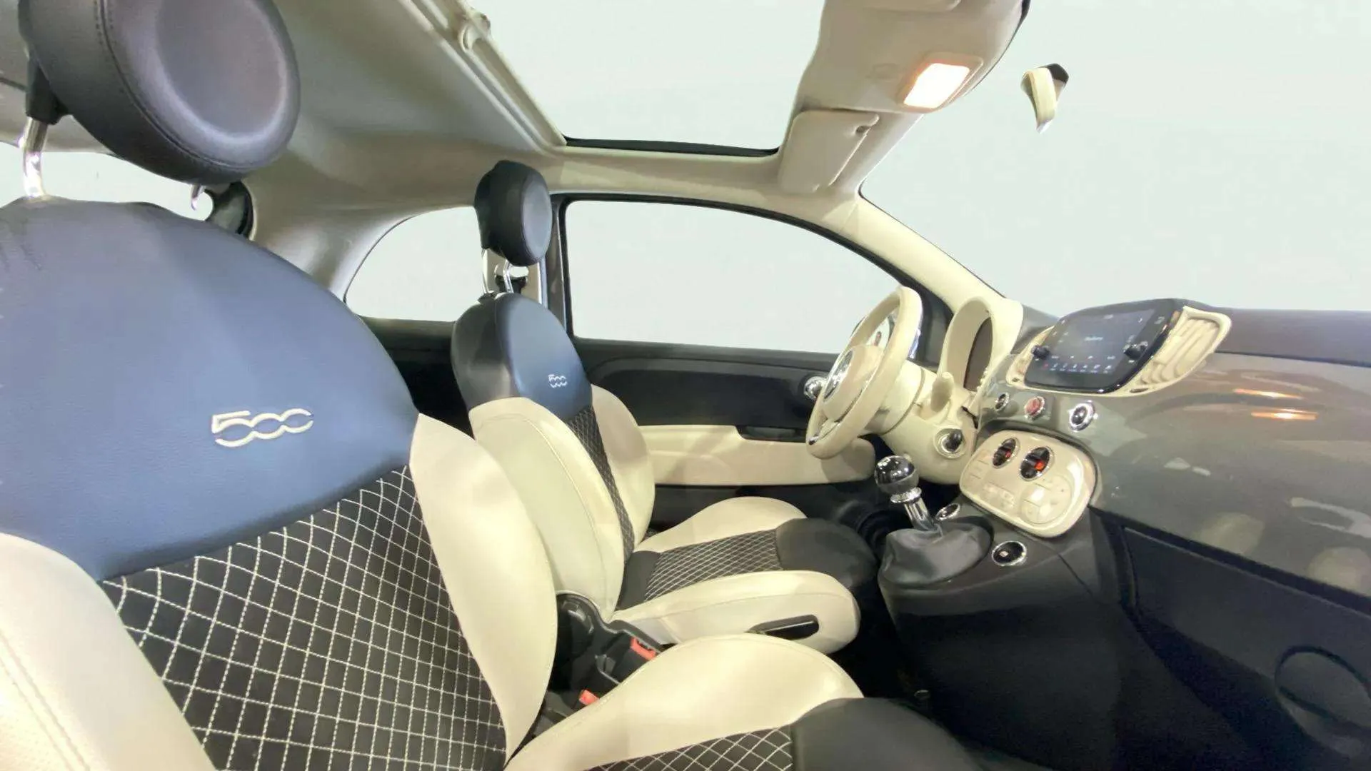 Fiat 500 Dolcevita 1.0 Hybrid - foto 11