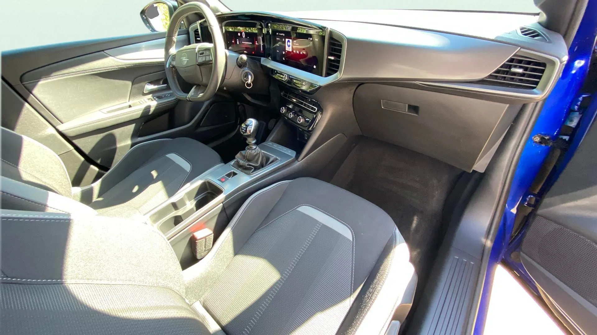 Opel Mokka 1.2 T GS - foto 22