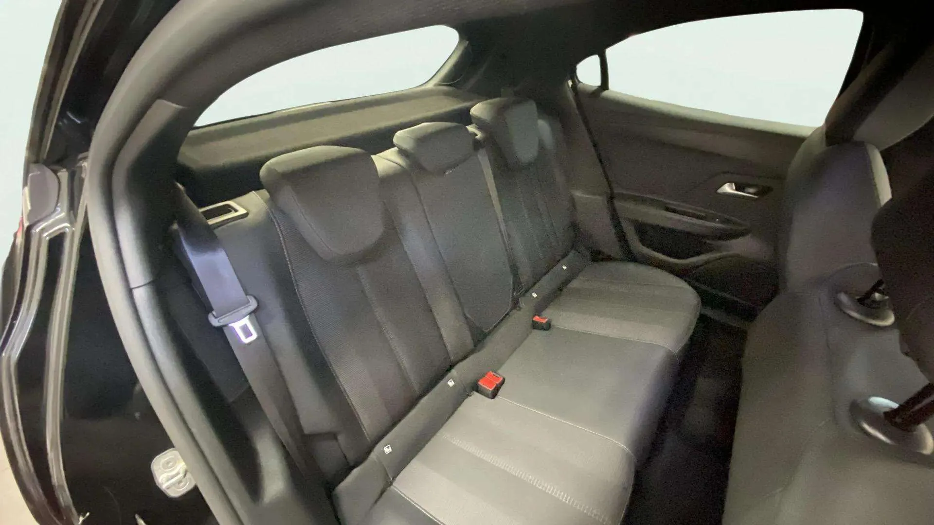 Opel Mokka 1.2 T GS - foto 14