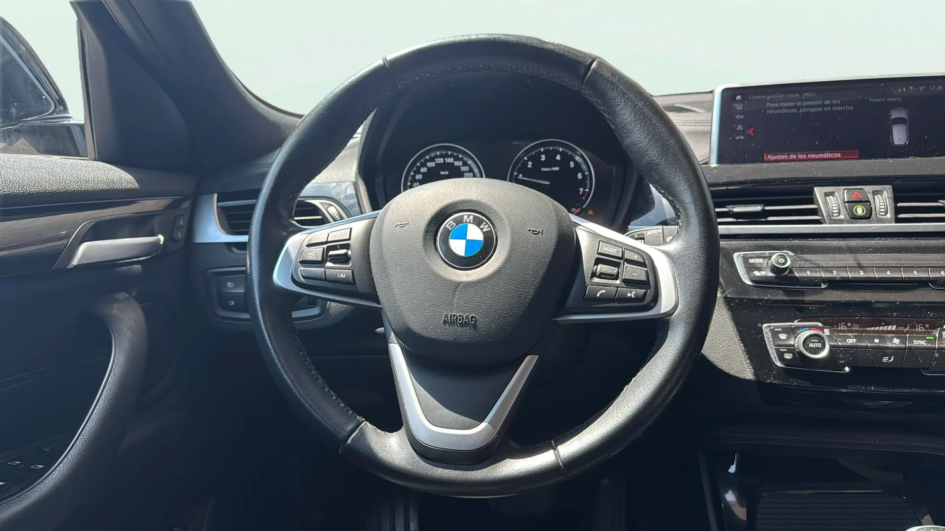BMW X2 sDrive18i - foto 3