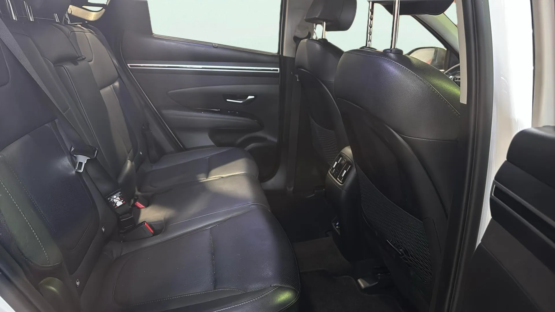 Hyundai Tucson 1.6 T-GDi PHEV Maxx 4x4 - foto 17