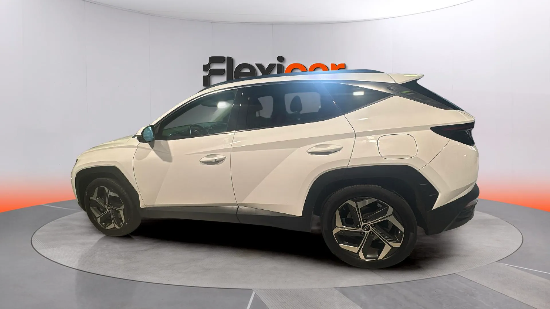Hyundai Tucson 1.6 T-GDi PHEV Maxx 4x4 - foto 4