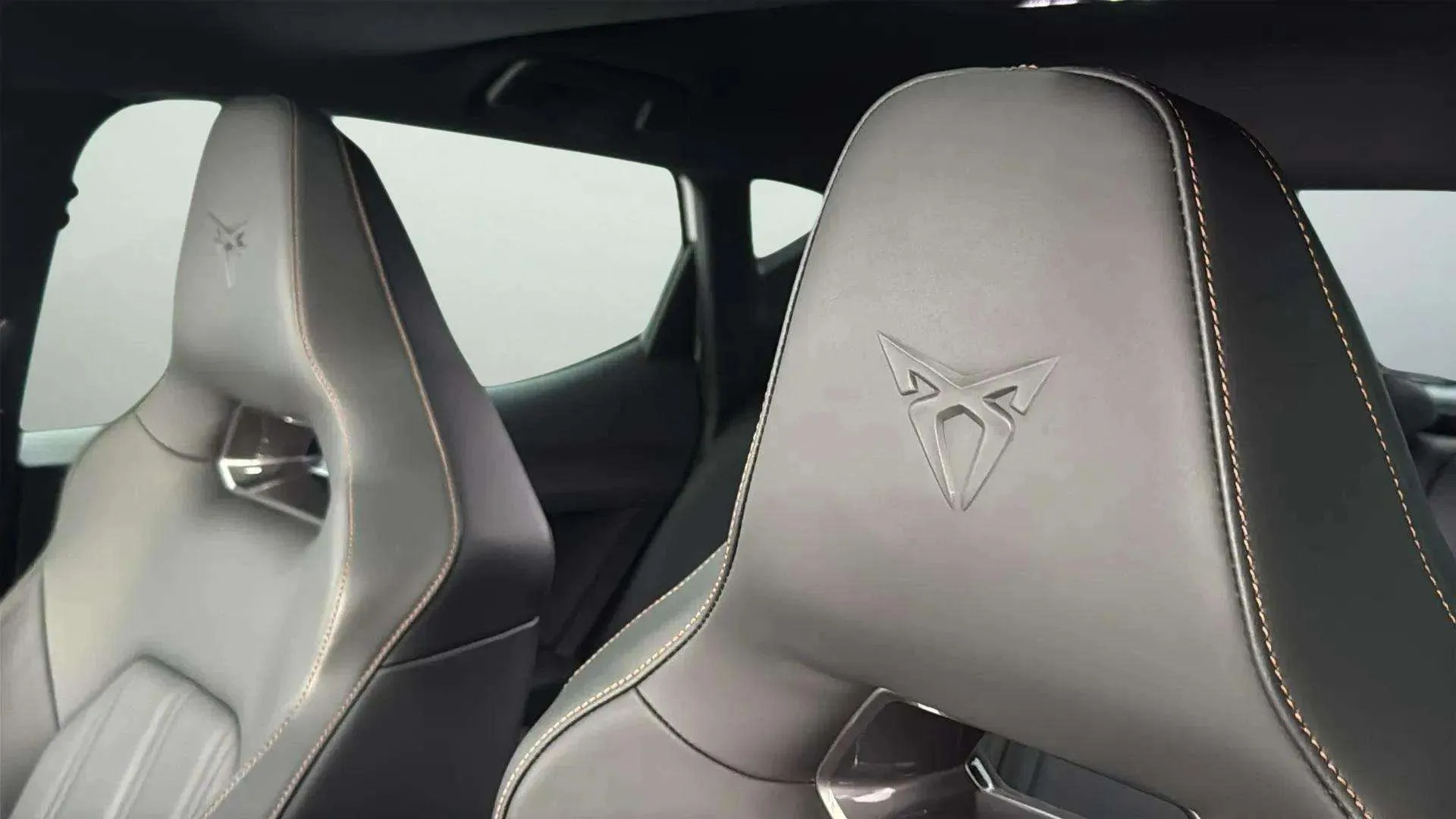 Cupra León 1.5 eTSI DSG - foto 14
