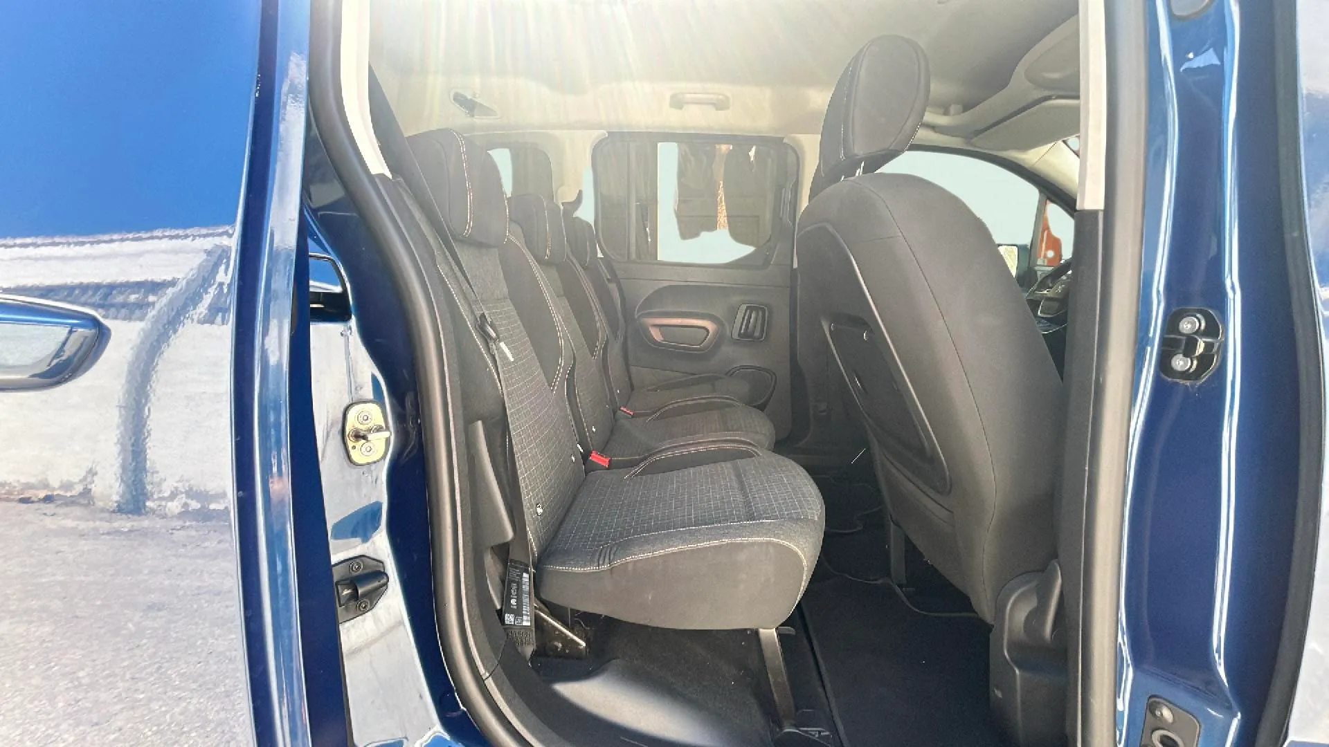 Peugeot Rifter GT Line Standard BlueHDi EAT8 - foto 16
