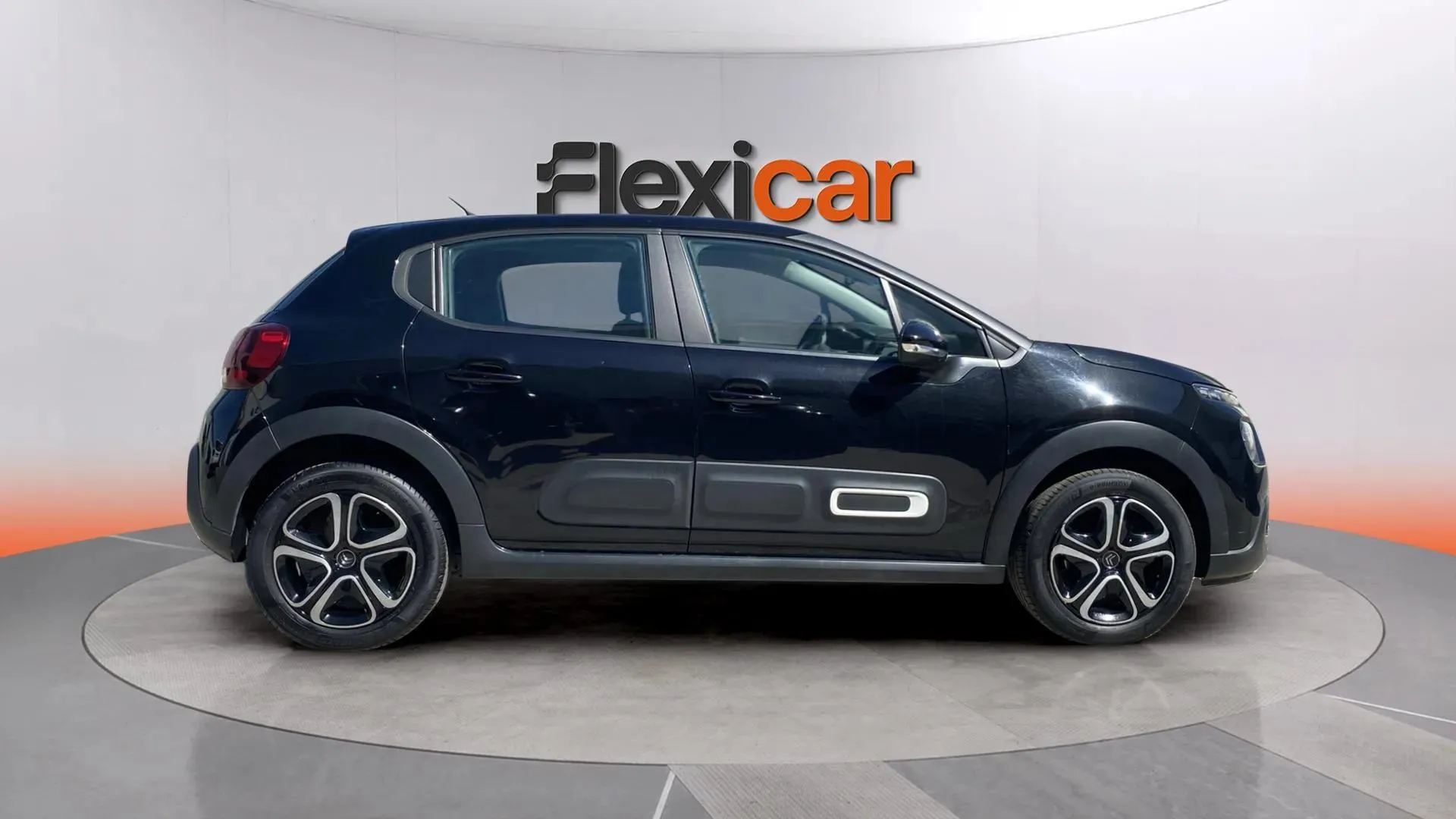 Citroën C3 PureTech Plus - foto 8