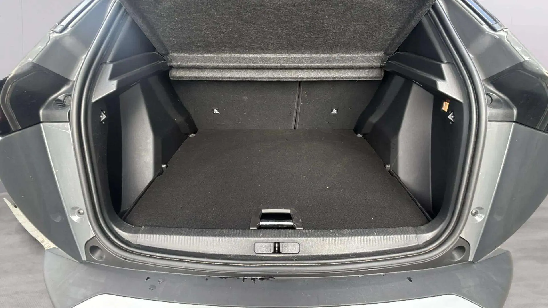 Peugeot 2008 Allure Pack PureTech 100 - foto 9