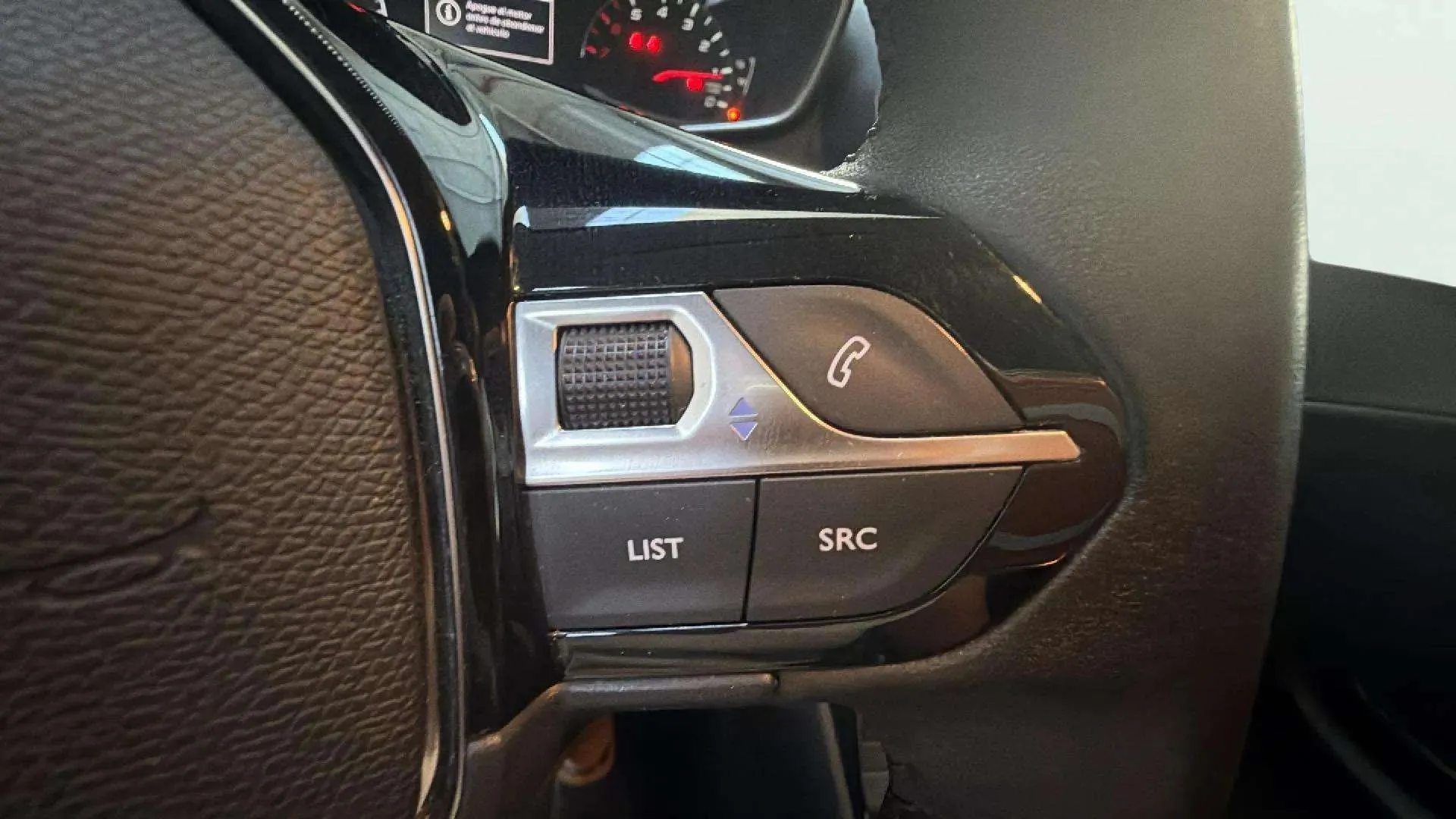 Peugeot 208 Active PureTech 100 - foto 22
