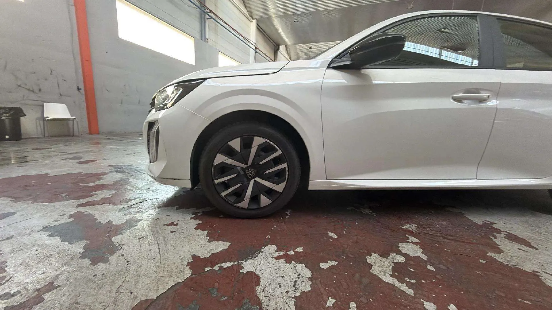 Peugeot 208 Active PureTech 100 - foto 13