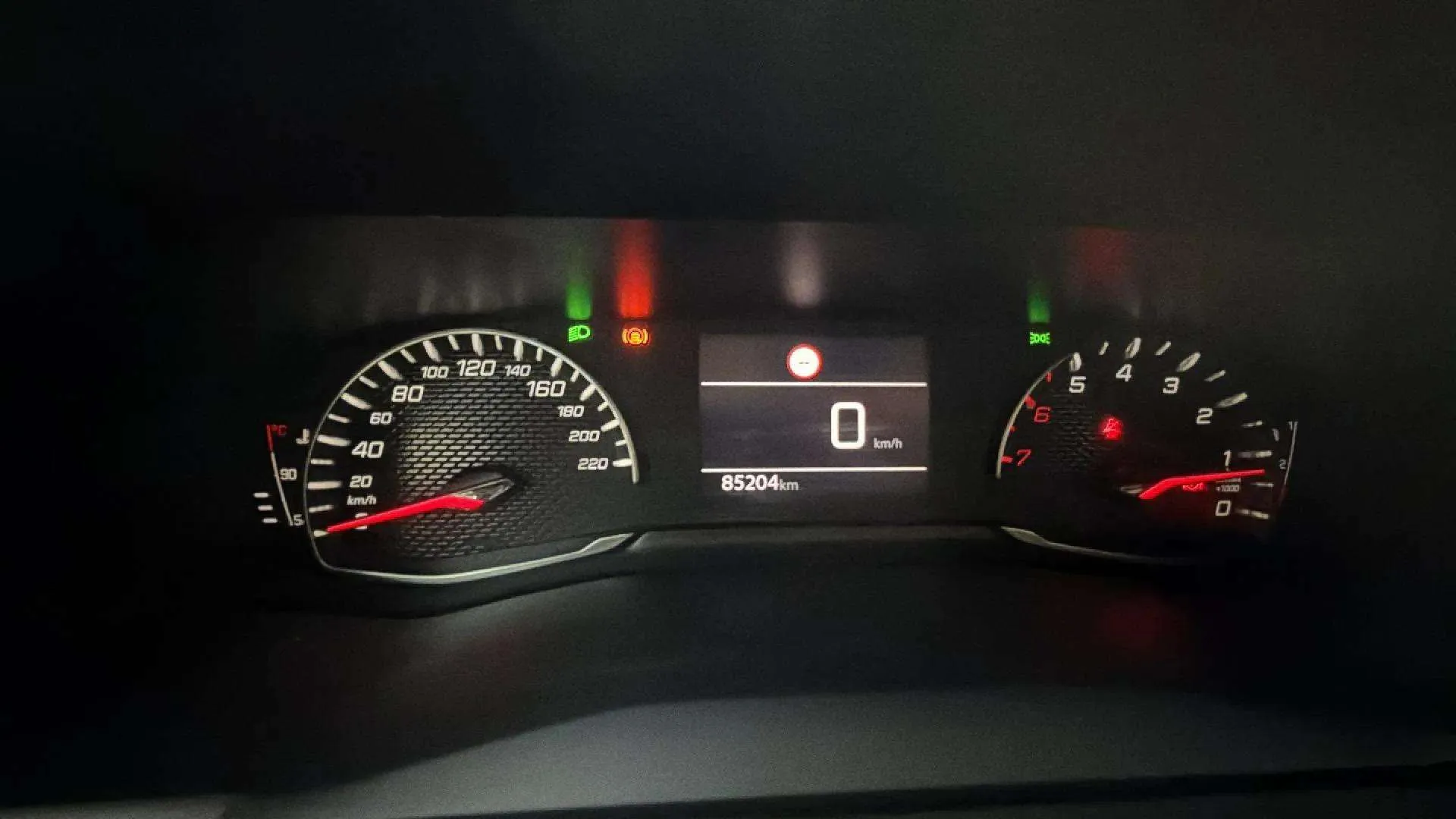 Peugeot 208 Active PureTech 100 - foto 17