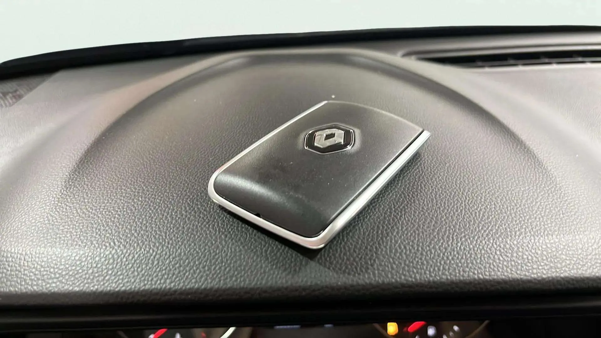 Renault Arkana Zen E-Tech Híbrido -SS - foto 24
