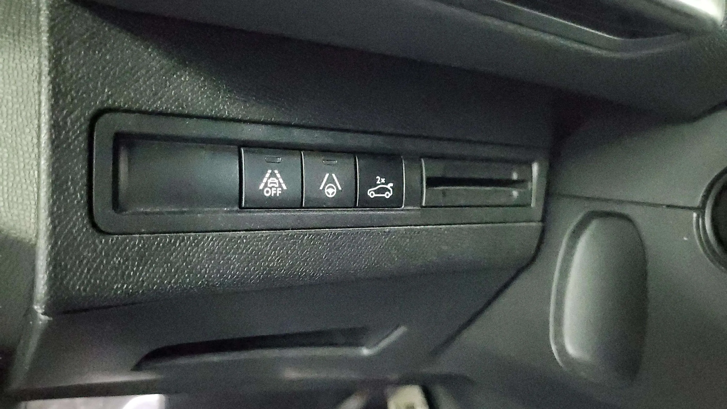 Peugeot 3008 1.2 PureTech GT EAT8 - foto 16