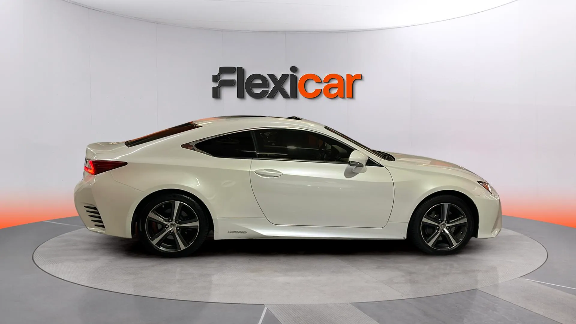 Lexus RC 2.5 RC 300h Executive - foto 8