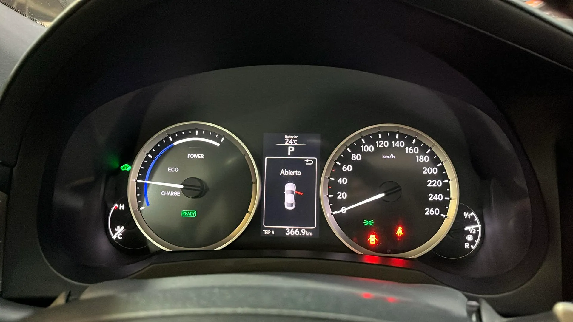 Lexus RC 2.5 RC 300h Executive - foto 11