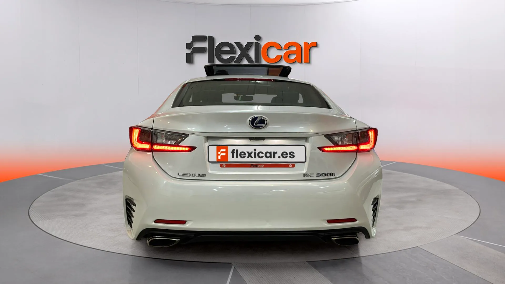 Lexus RC 2.5 RC 300h Executive - foto 6