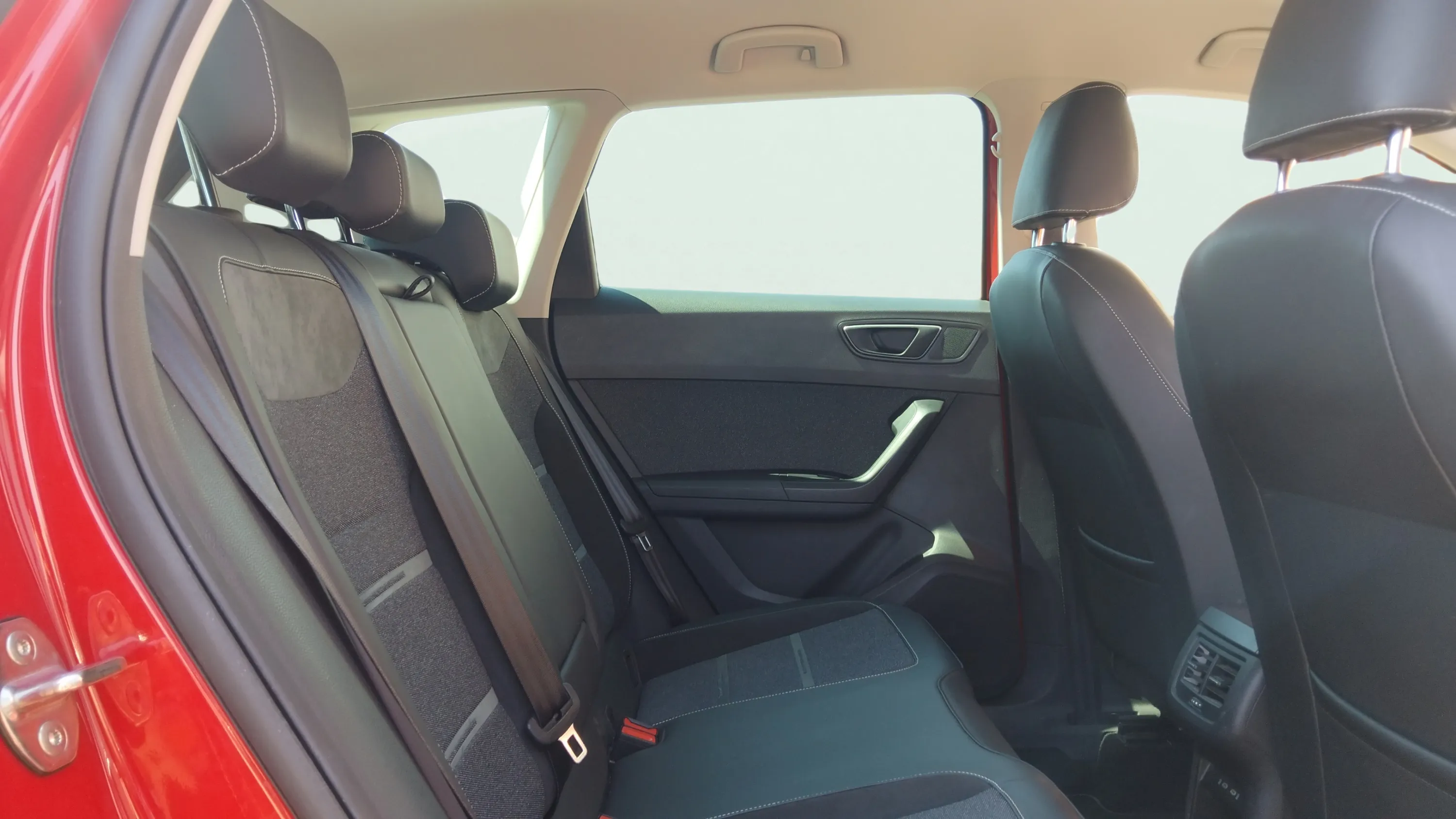 SEAT Ateca 2.0 TDI DSG X-Perience - foto 13