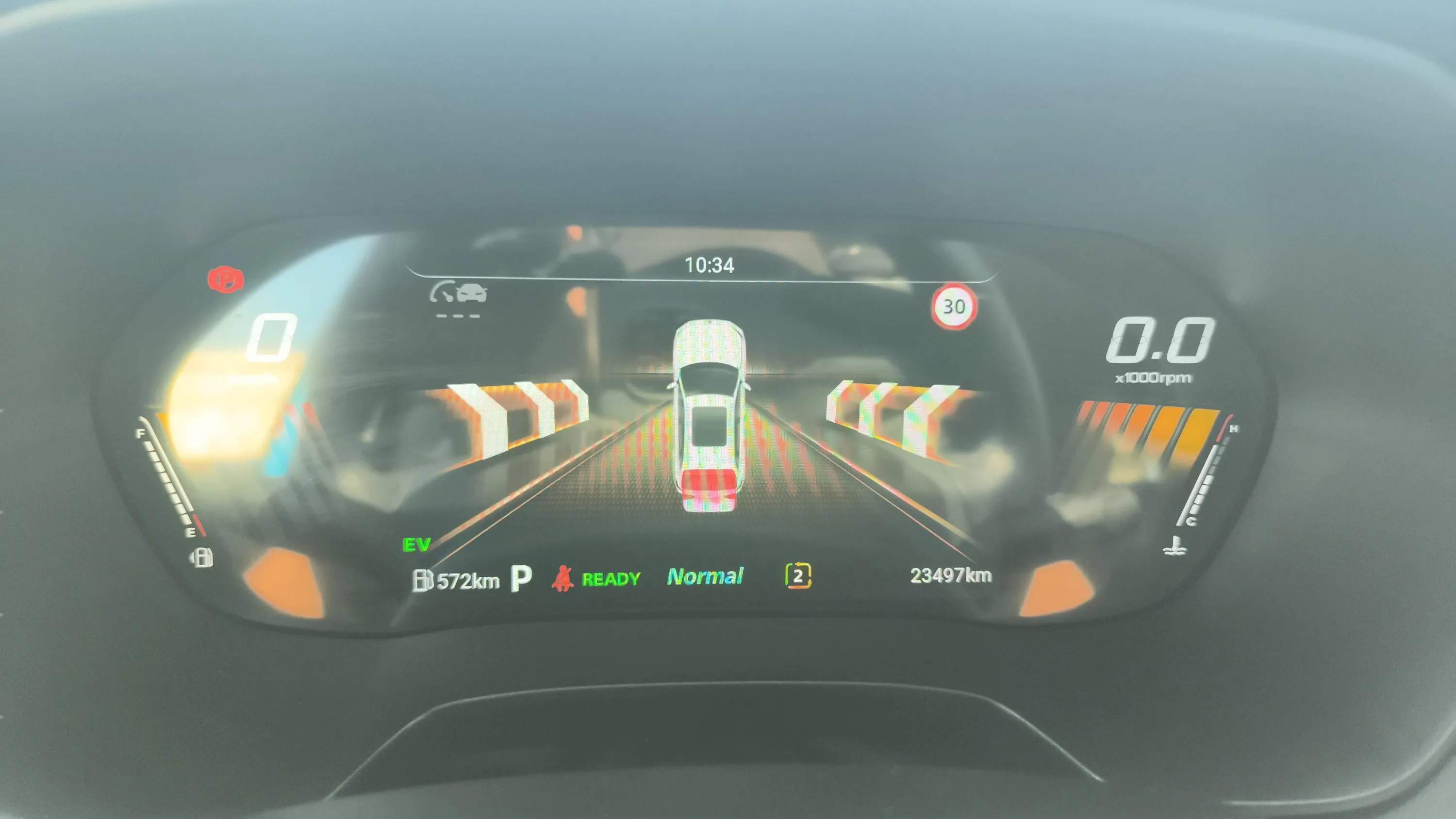 MG ZS Hybrid+ Luxury - foto 12