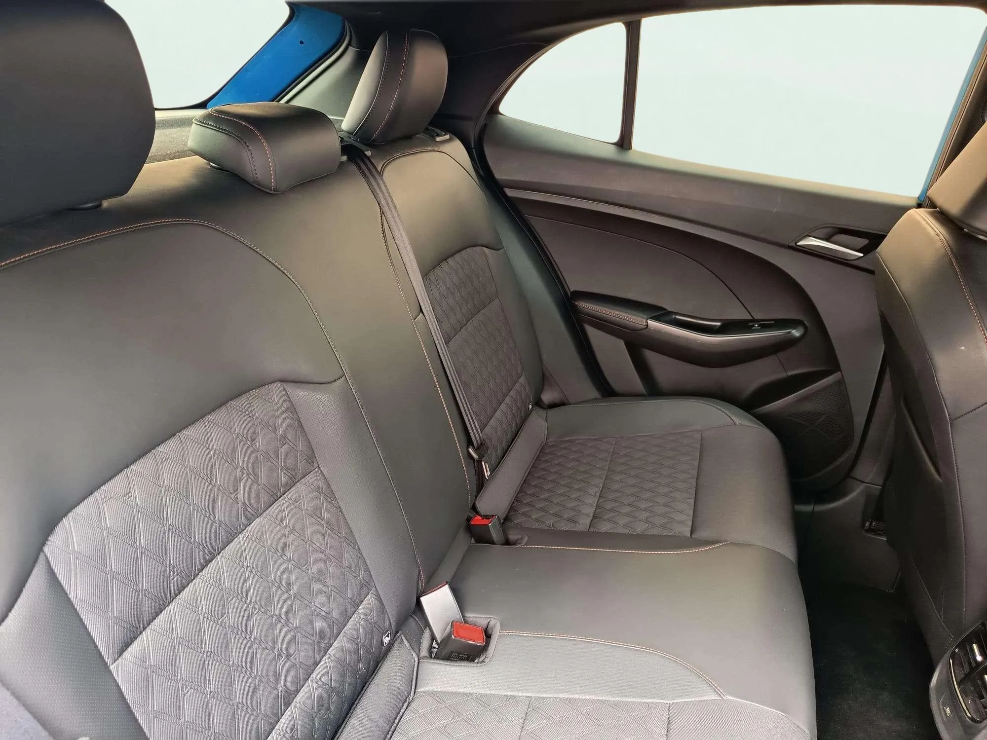 MG MG3 Hybrid+ Luxury - foto 21
