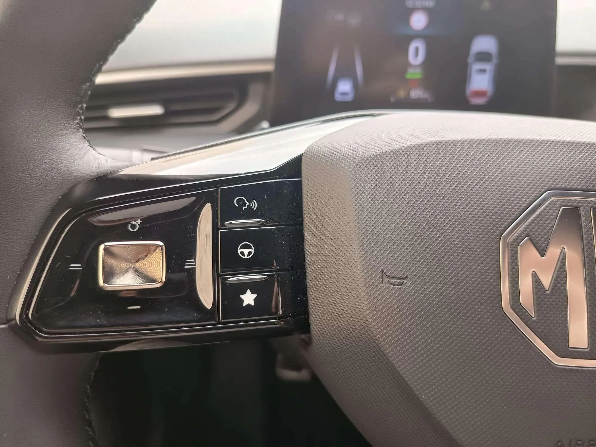 MG MG3 Hybrid+ Luxury - foto 11