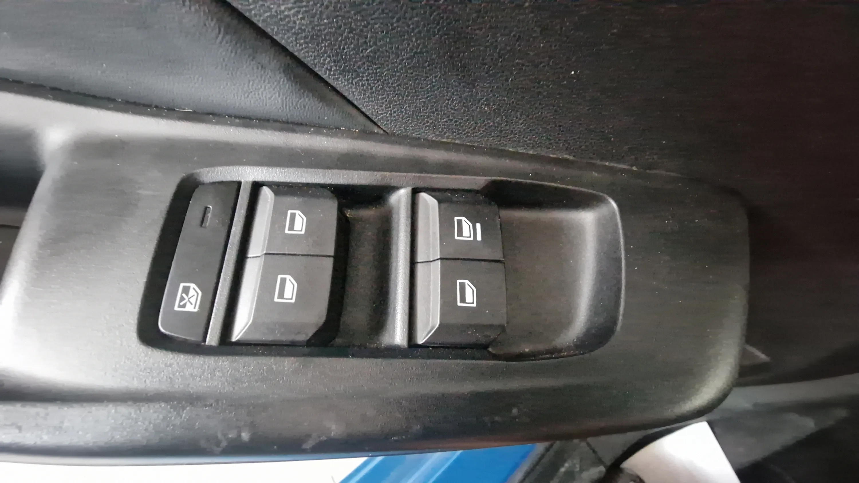 MG MG3 Hybrid+ Luxury - foto 17