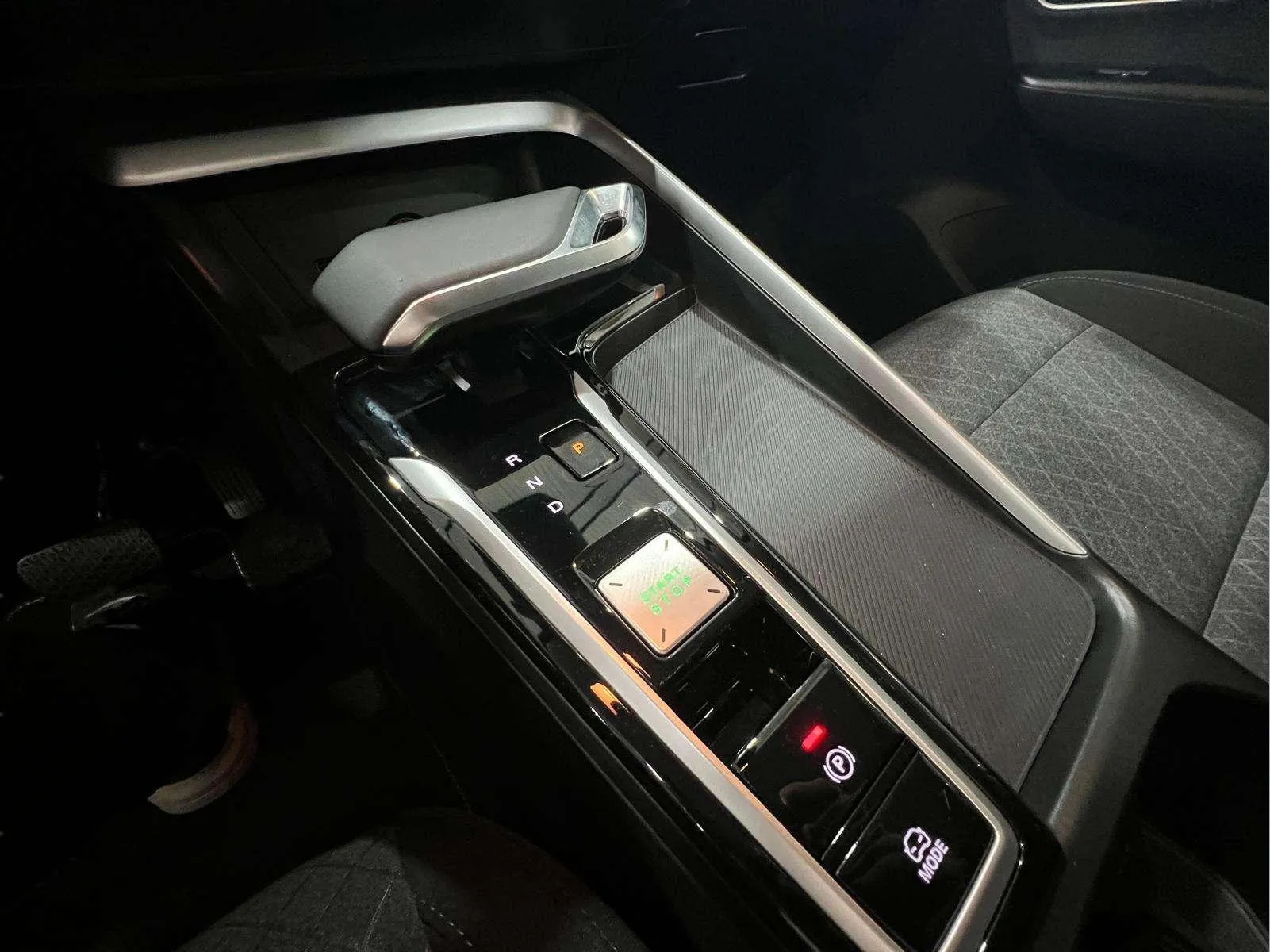 MG ZS Hybrid+ Comfort - foto 23