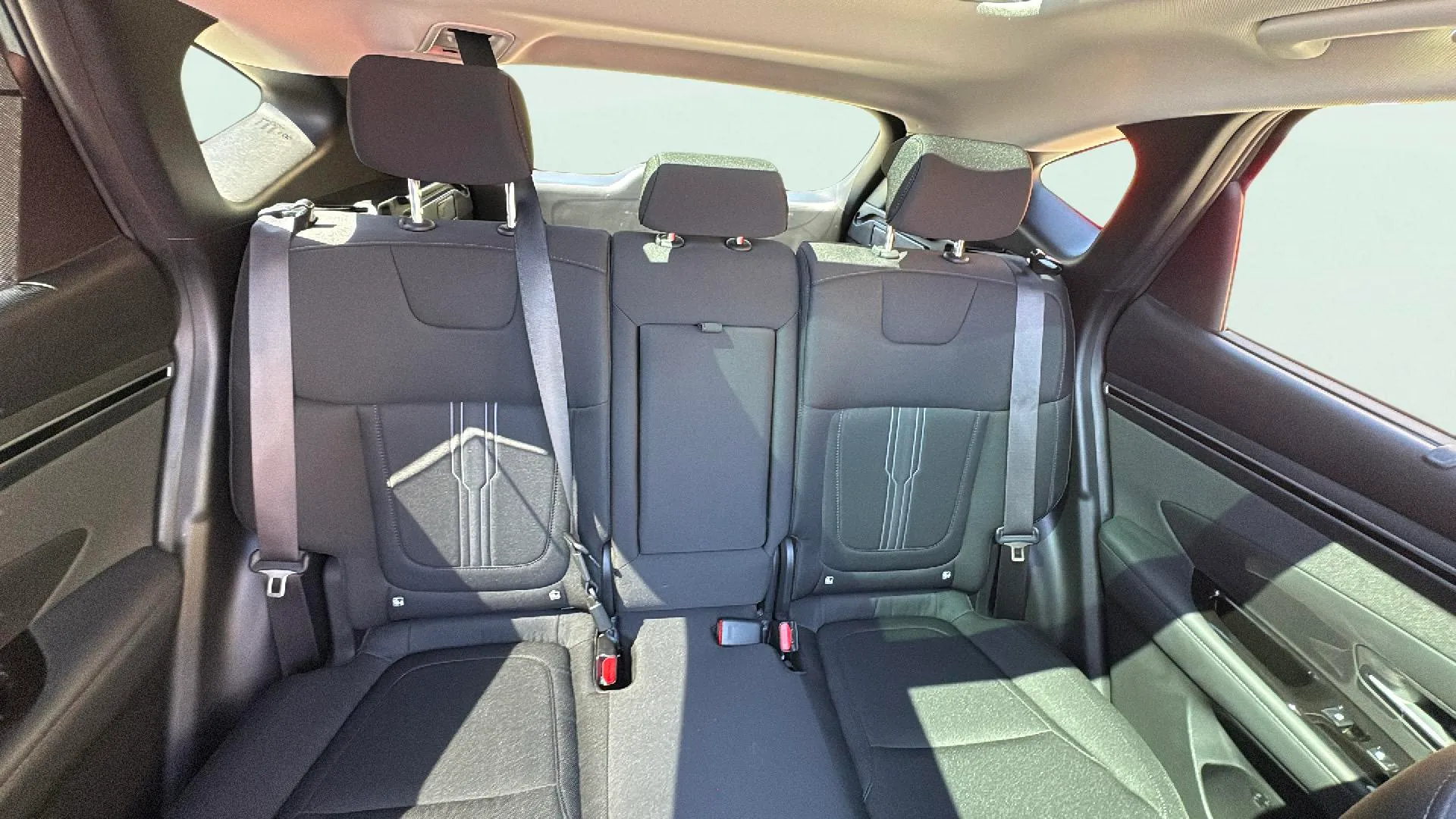 Hyundai Tucson 1.6 T-GDi 48V Tecno Sky - foto 16