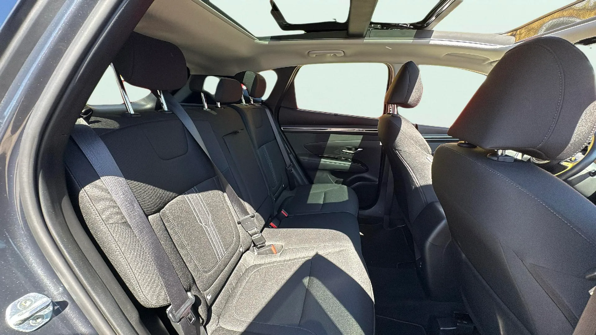 Hyundai Tucson 1.6 T-GDi 48V Tecno Sky - foto 17