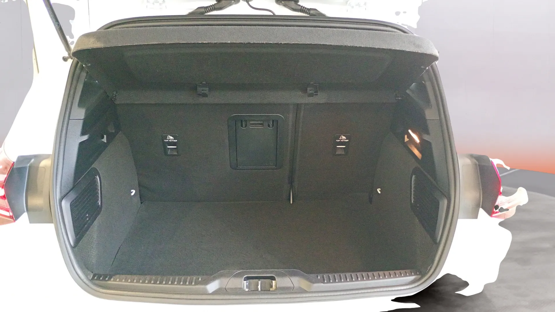 Ford Focus 1.0 EcoBoost MHEV ST-Line Design SIP - foto 19