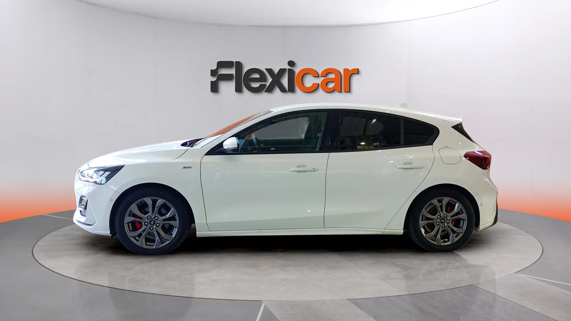 Ford Focus 1.0 EcoBoost MHEV ST-Line Design SIP - foto 4