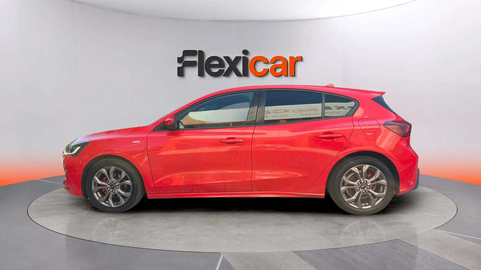 Ford Focus 1.0 EcoBoost MHEV ST-Line - foto 8