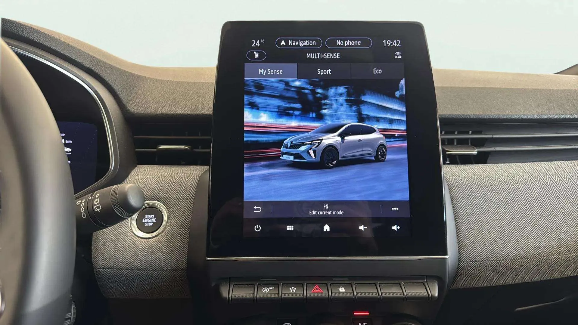Renault Clio Techno TCe 90 - foto 13