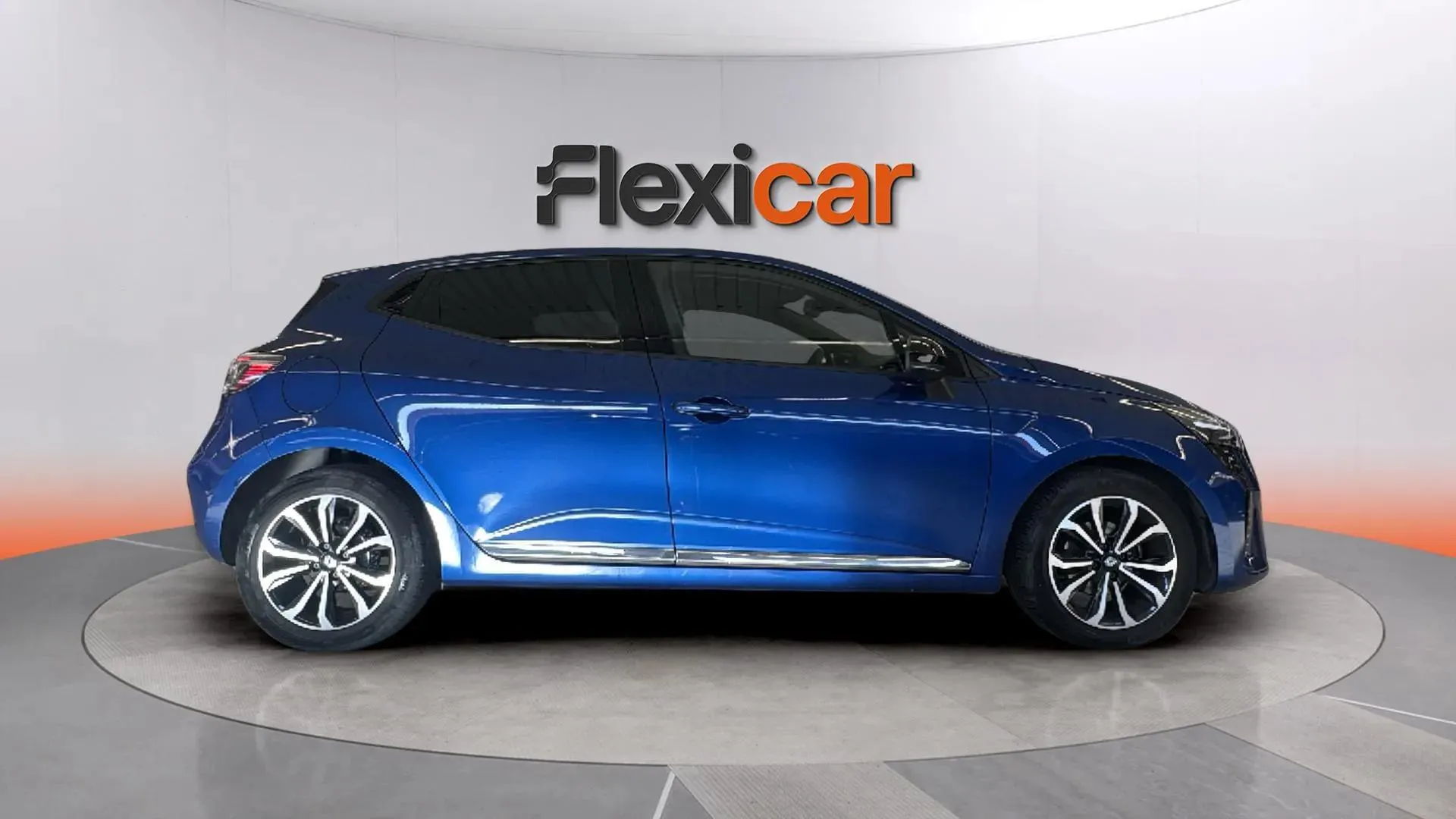 Renault Clio Techno TCe 90 - foto 8