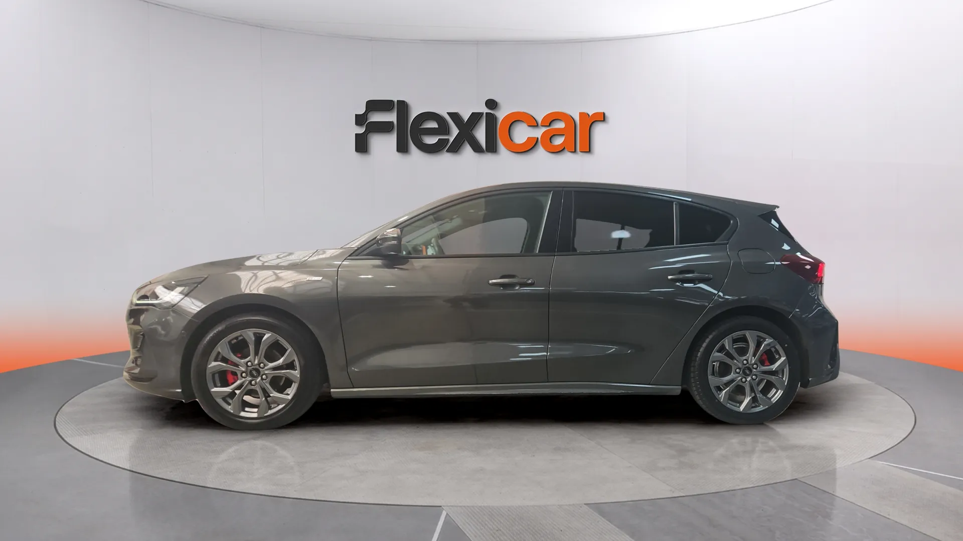 Ford Focus 1.0 EcoBoost MHEV ST-Line - foto 4
