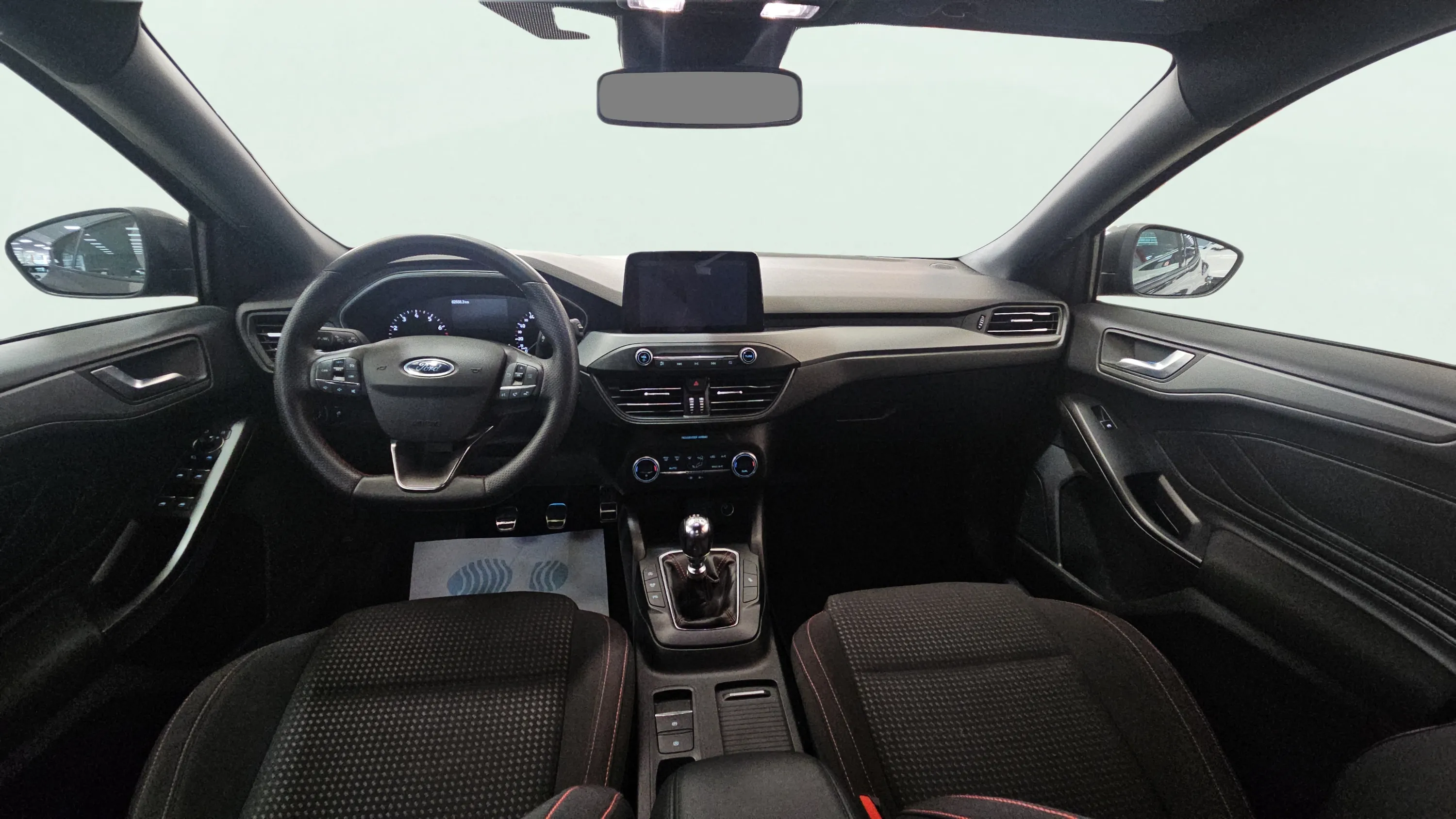 Ford Focus 1.0 EcoBoost MHEV ST-Line - foto 9