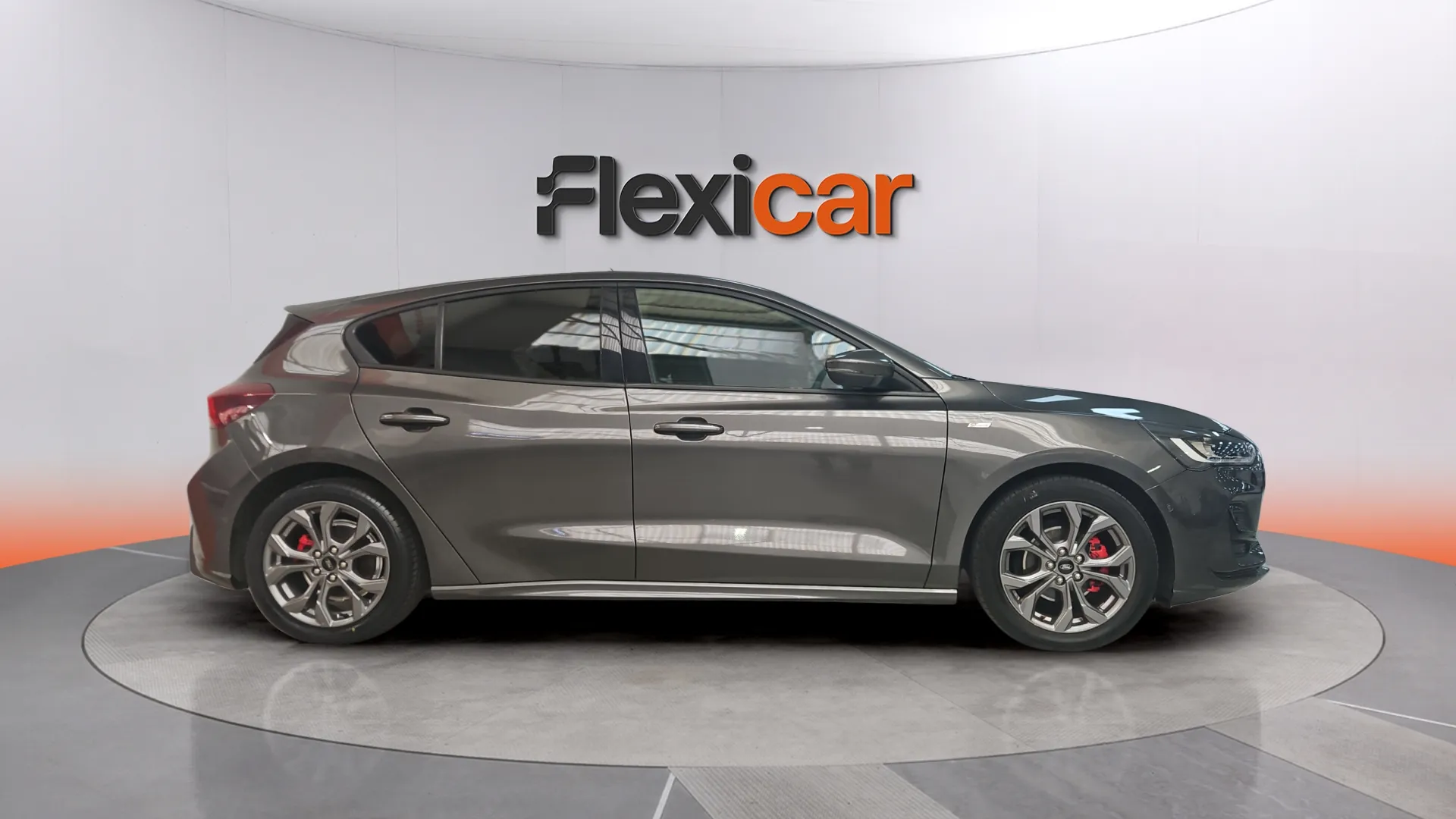 Ford Focus 1.0 EcoBoost MHEV ST-Line - foto 8